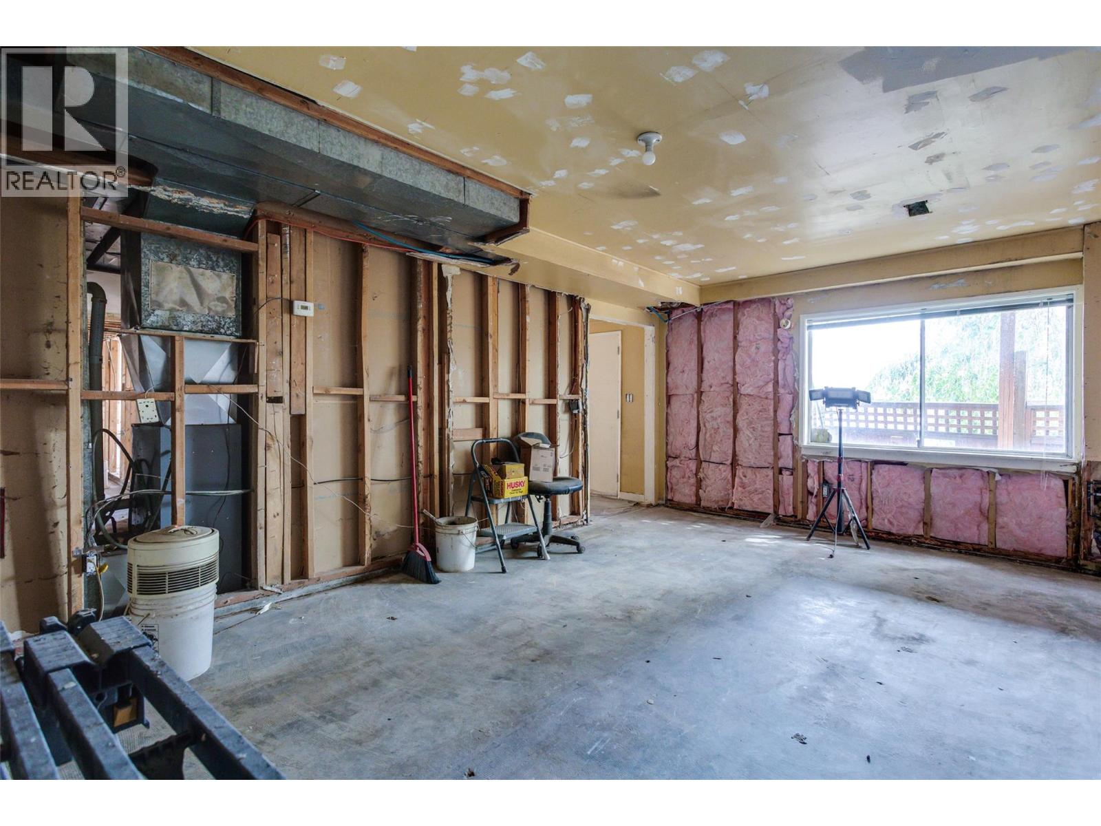 3960 Desert Pines Avenue, Peachland, British Columbia  V0H 1X2 - Photo 29 - 10400544