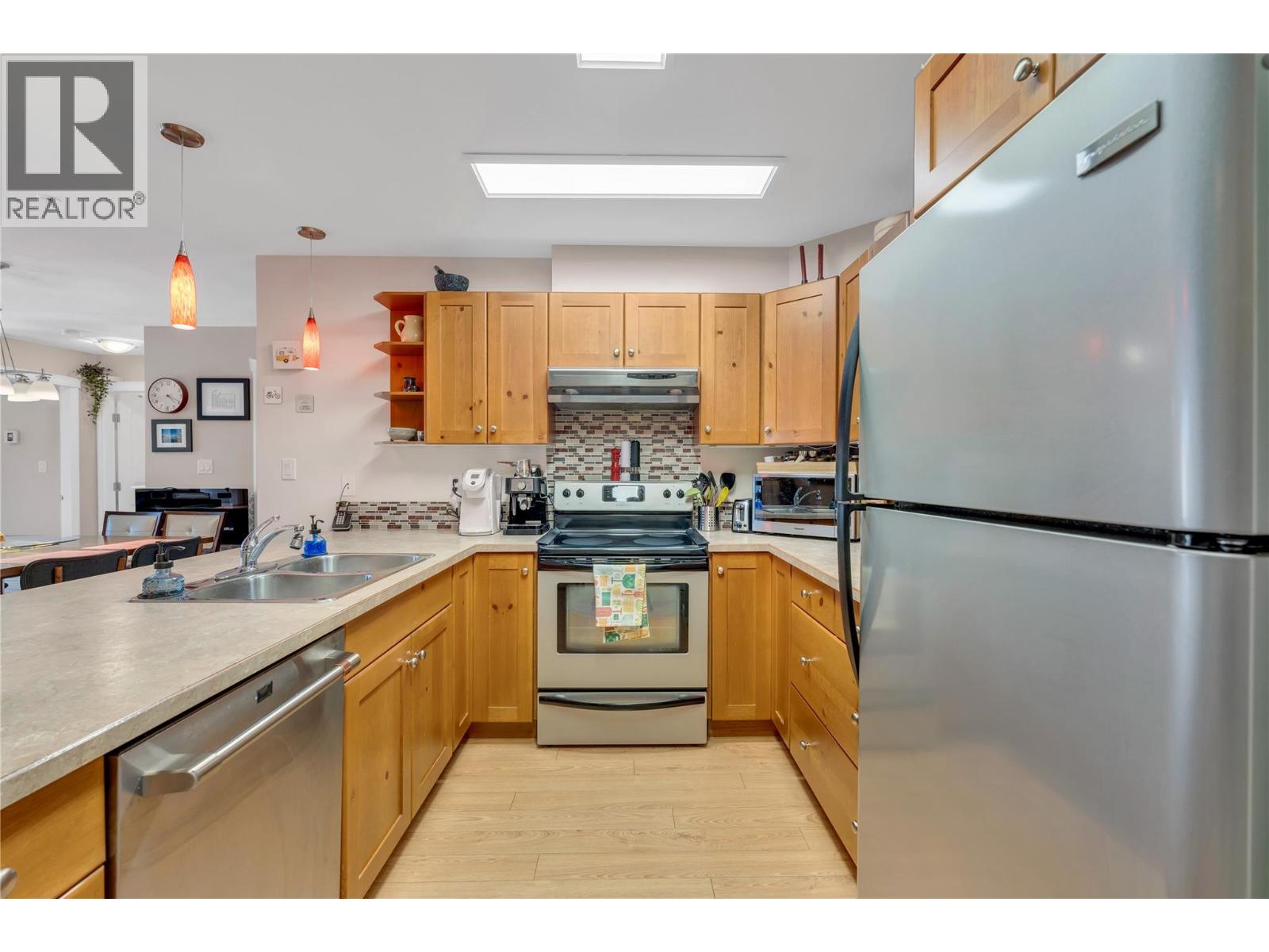 101 Cossar Avenue Unit# 203, Penticton, British Columbia  V2A 2V3 - Photo 4 - 10400514