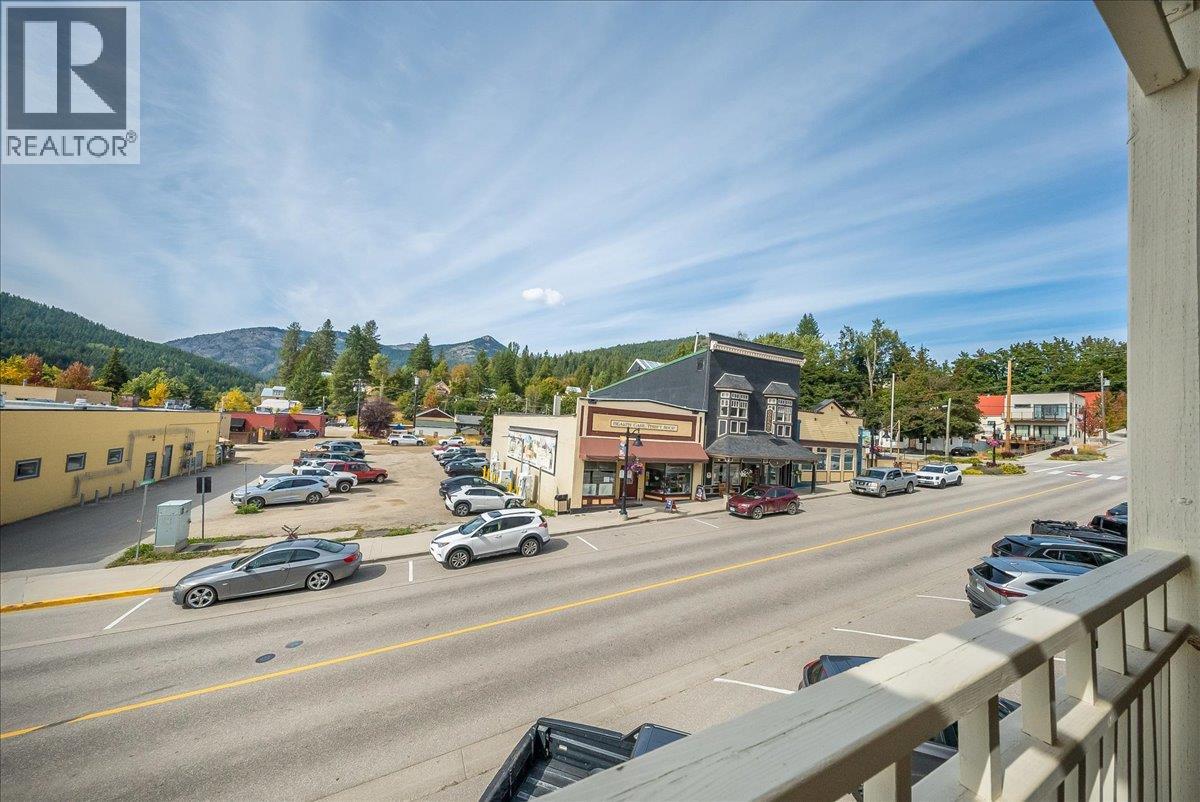 2044 Washington Street Unit# 7, Rossland, British Columbia  V0G 1Y0 - Photo 12 - 10400452