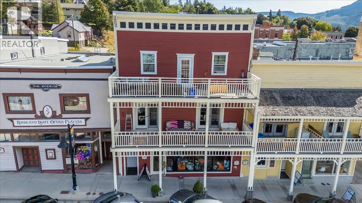 2044 Washington Street Unit# 7, Rossland, British Columbia  V0G 1Y0 - Photo 2 - 10400452