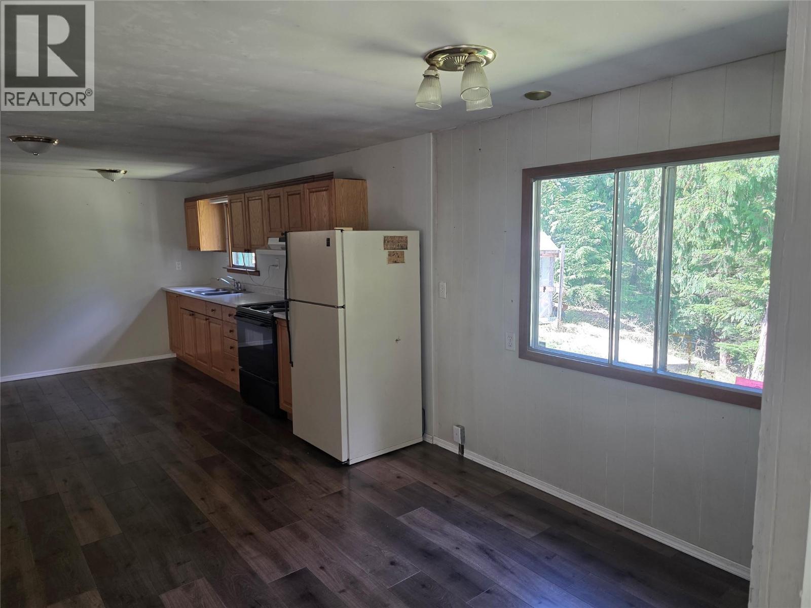 478 Brouse Loop Road, Nakusp, British Columbia  V0G 1R1 - Photo 8 - 10400284