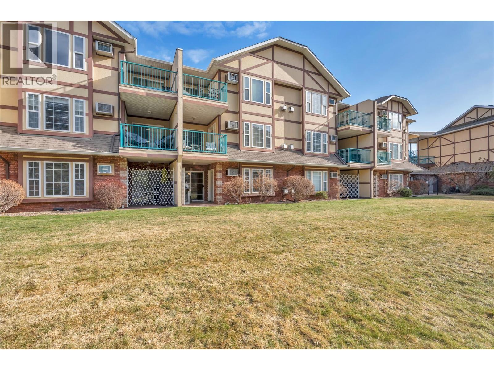 750 Railway Lane Unit# 15, Okanagan Falls, British Columbia  V0H 1R4 - Photo 3 - 10400602