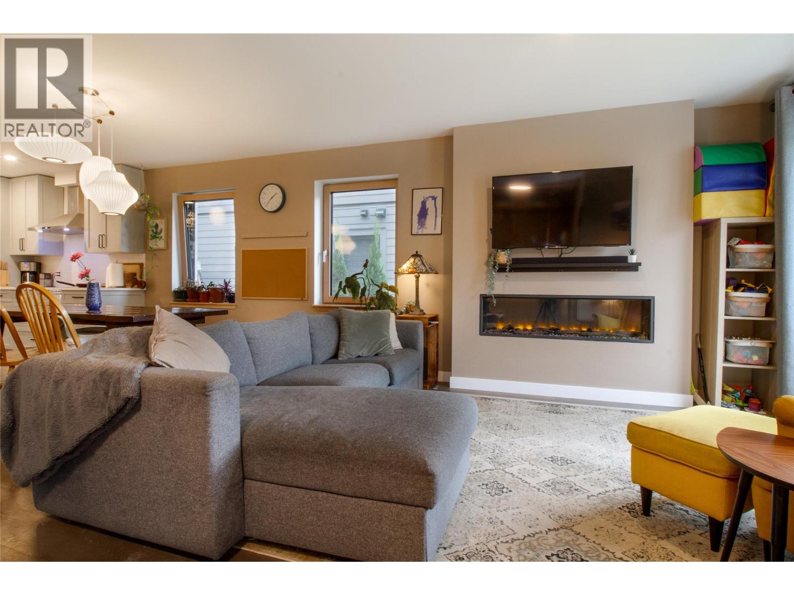 1005 Keystone Crescent, Revelstoke, British Columbia  V0E 2S3 - Photo 10 - 10400392