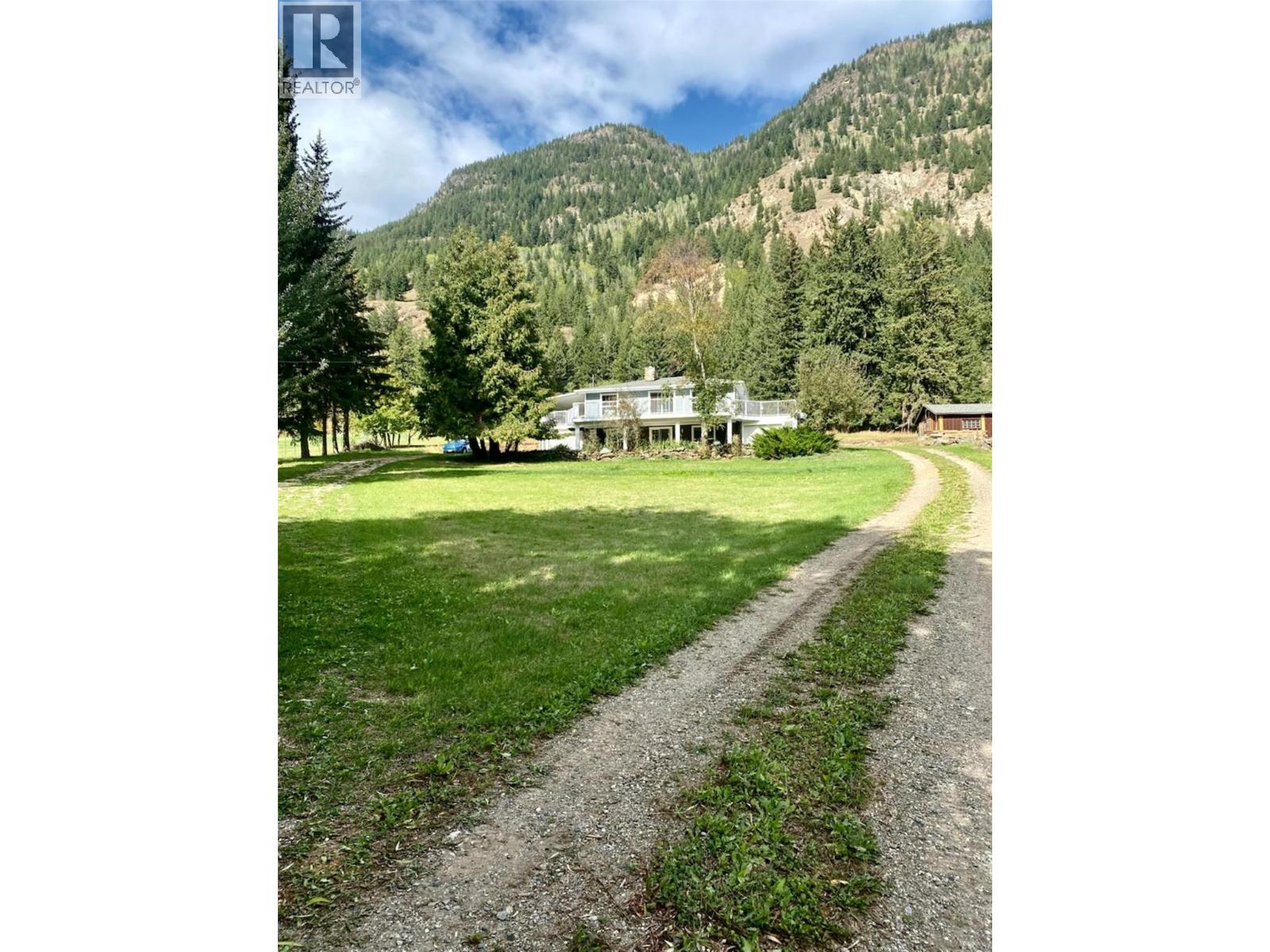 400 Agate Bay Road, Barriere, British Columbia  V0E 2E0 - Photo 15 - 10400784