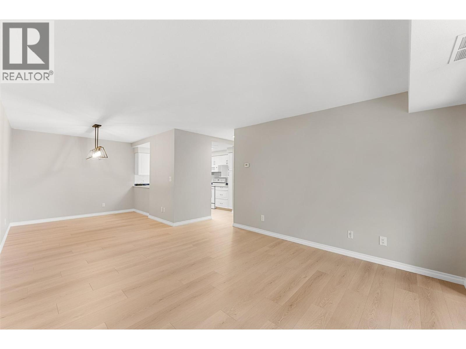1965 Durnin Road Unit# 104, Kelowna, British Columbia  V1X 7K6 - Photo 8 - 10400762
