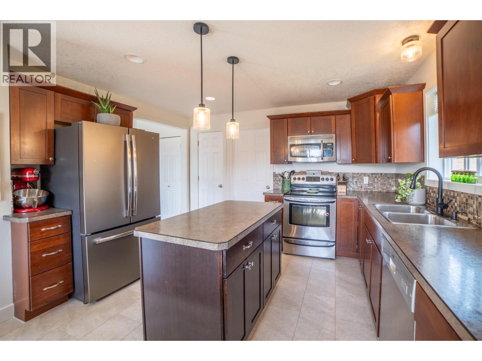 908 Purcell Crescent, Creston, British Columbia  V0B 1G3 - Photo 19 - 10400745