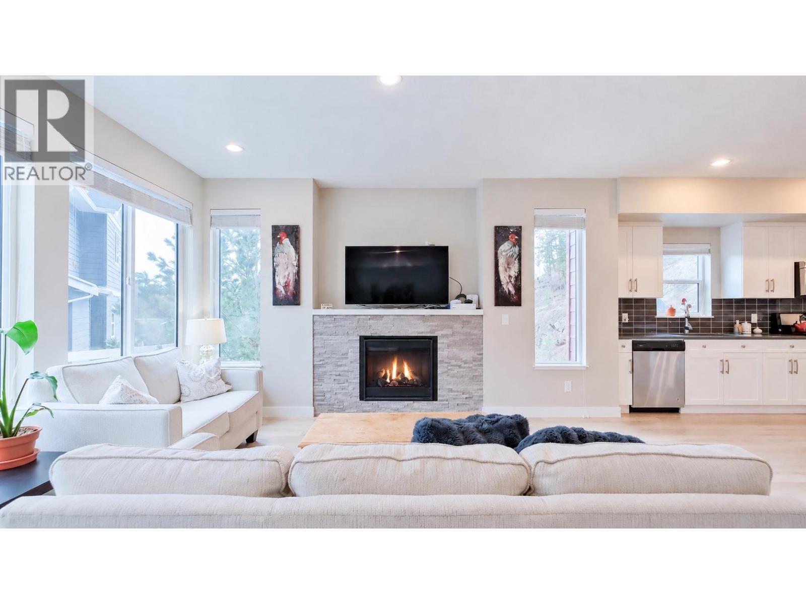 2490 Tuscany Drive Unit# 82, West Kelowna, British Columbia  V4T 3M4 - Photo 3 - 10400731