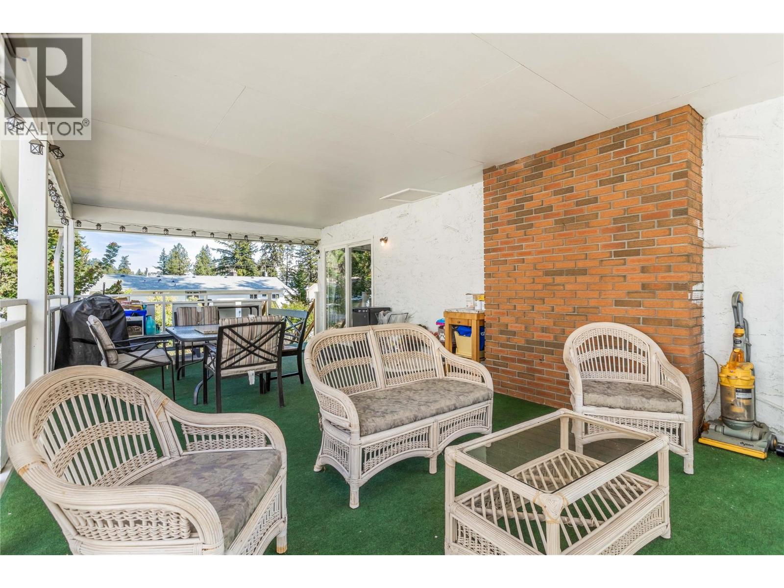 3227 Mciver Road, West Kelowna, British Columbia  V4T 1G1 - Photo 32 - 10400643