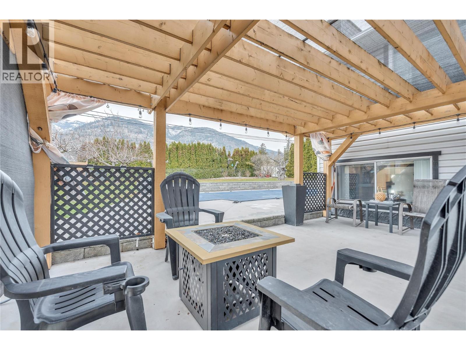 386 Road 11 Road, Oliver, British Columbia  V0H 1T1 - Photo 4 - 10400587