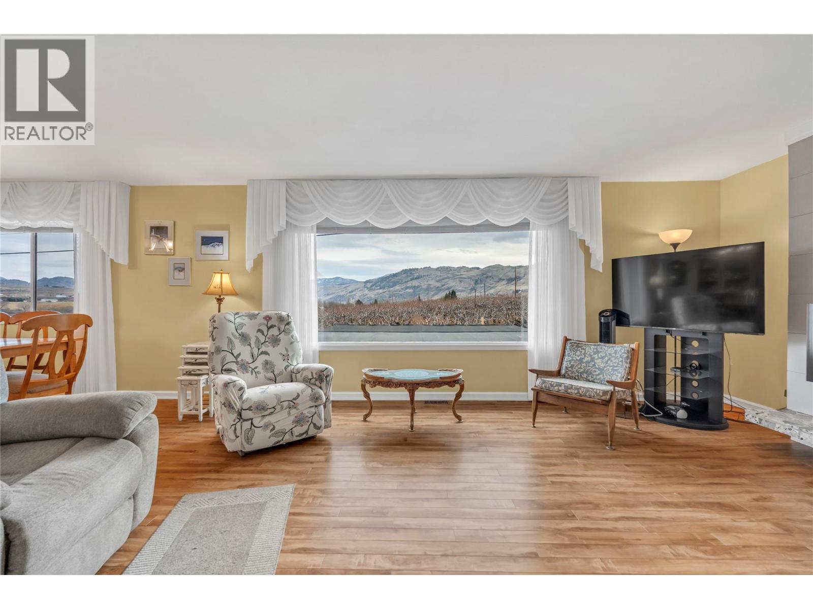 386 Road 11 Road, Oliver, British Columbia  V0H 1T1 - Photo 9 - 10400587