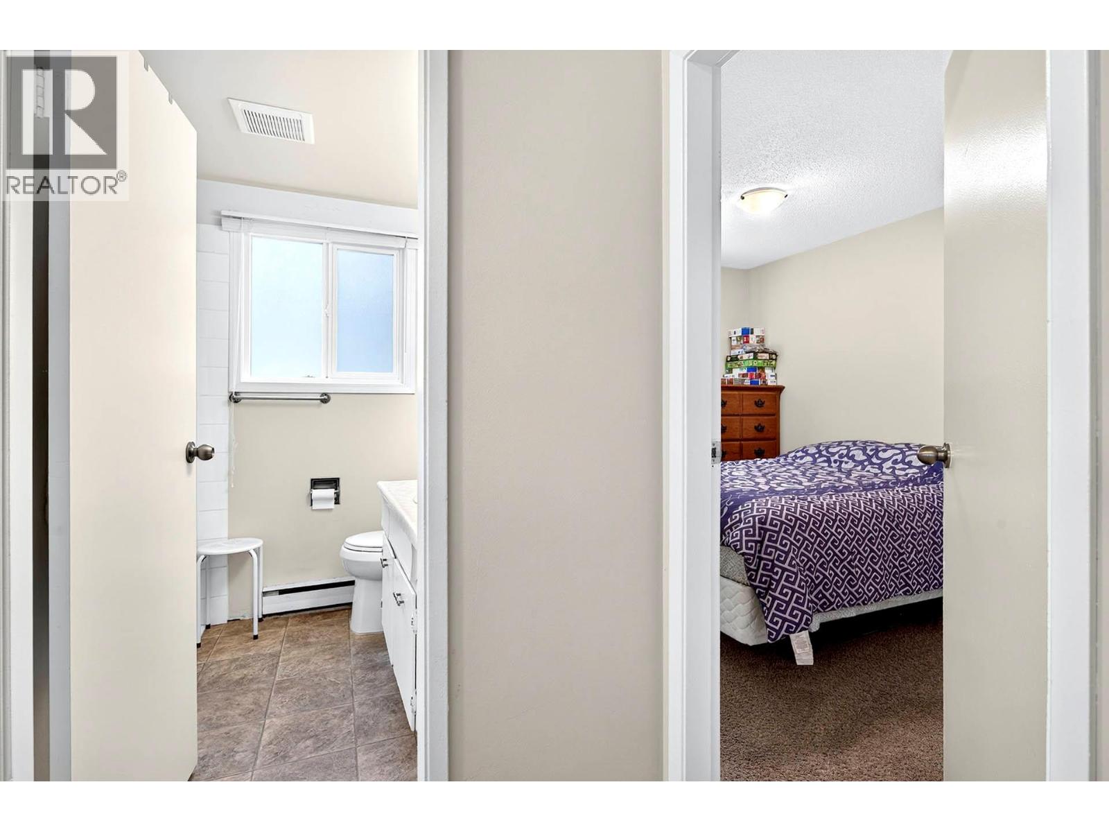 190 Carson Crescent, Kamloops, British Columbia  V2B 3S3 - Photo 11 - 10400818