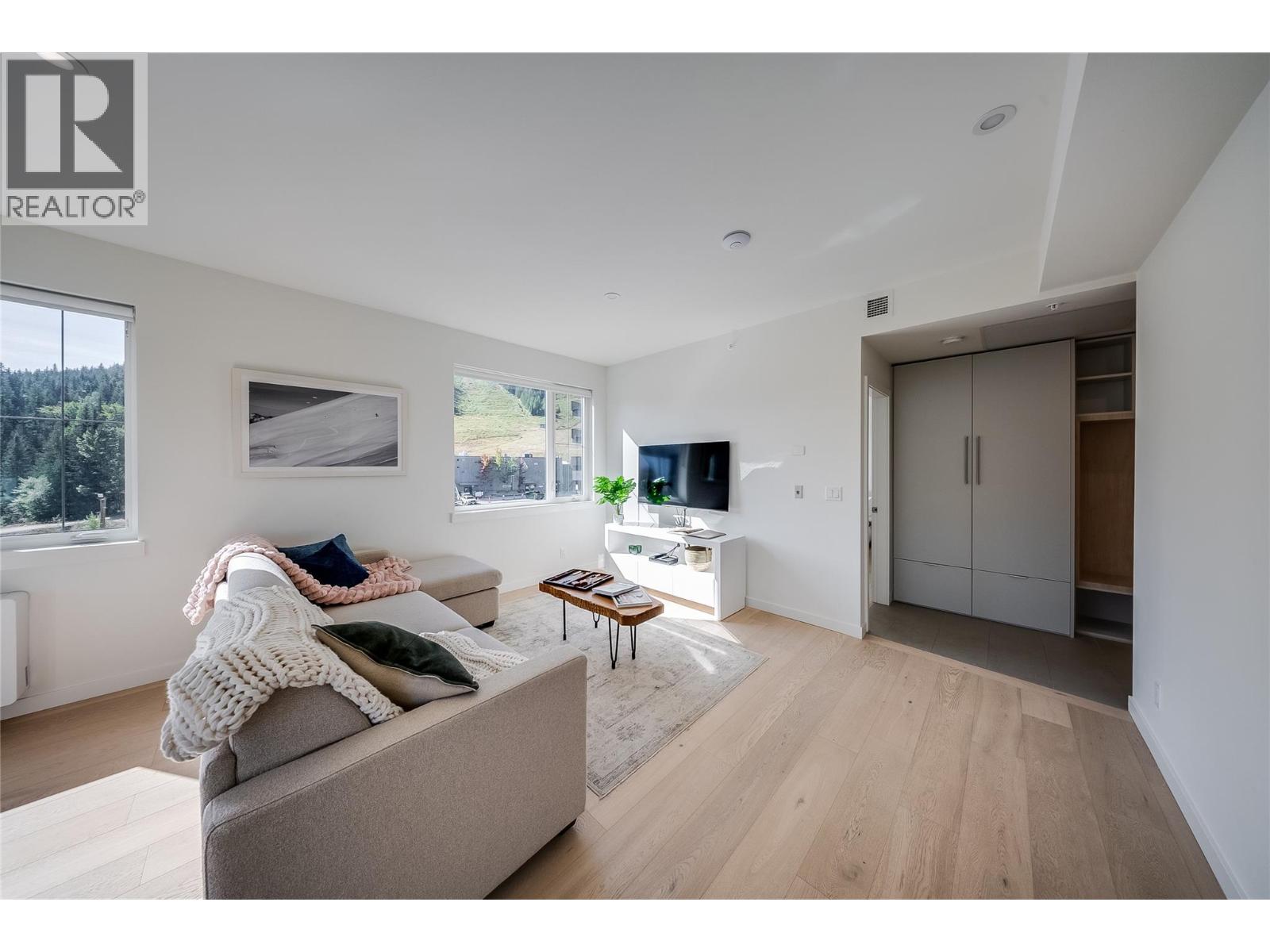 4280 Red Mountain Road Unit# 327, Rossland, British Columbia  V0G 1Y0 - Photo 6 - 10400311