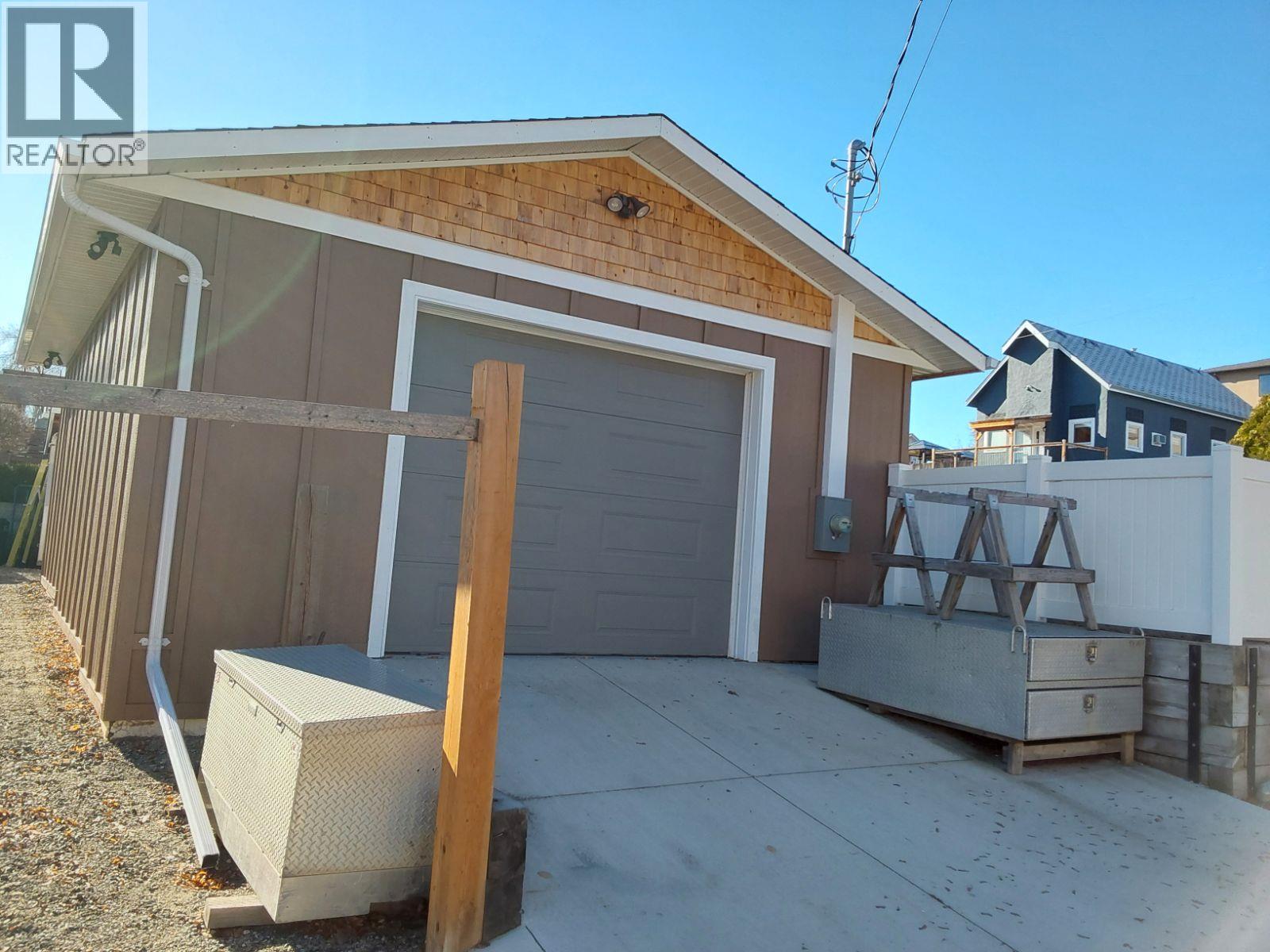 8310 70th Avenue, Osoyoos, British Columbia  V0H 1V7 - Photo 29 - 10400168