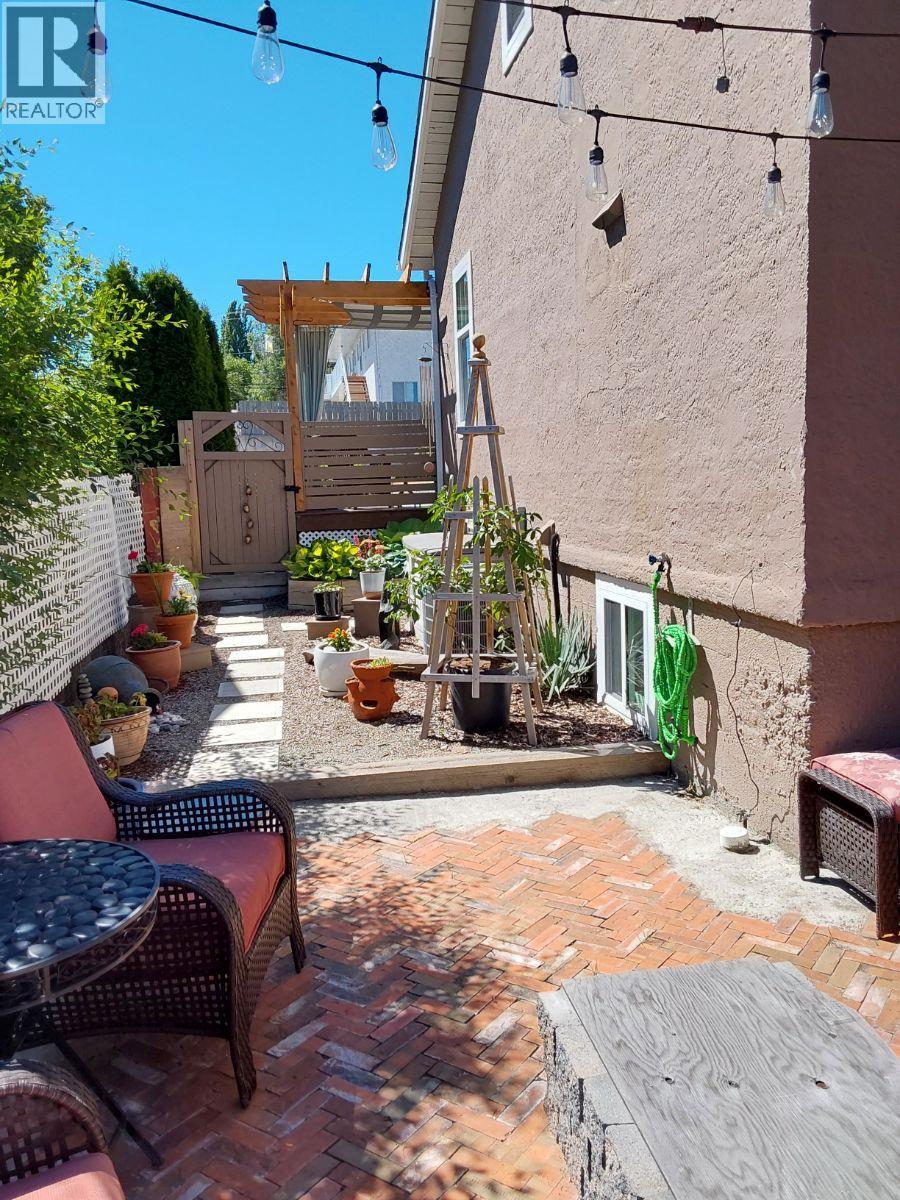 8310 70th Avenue, Osoyoos, British Columbia  V0H 1V7 - Photo 6 - 10400168
