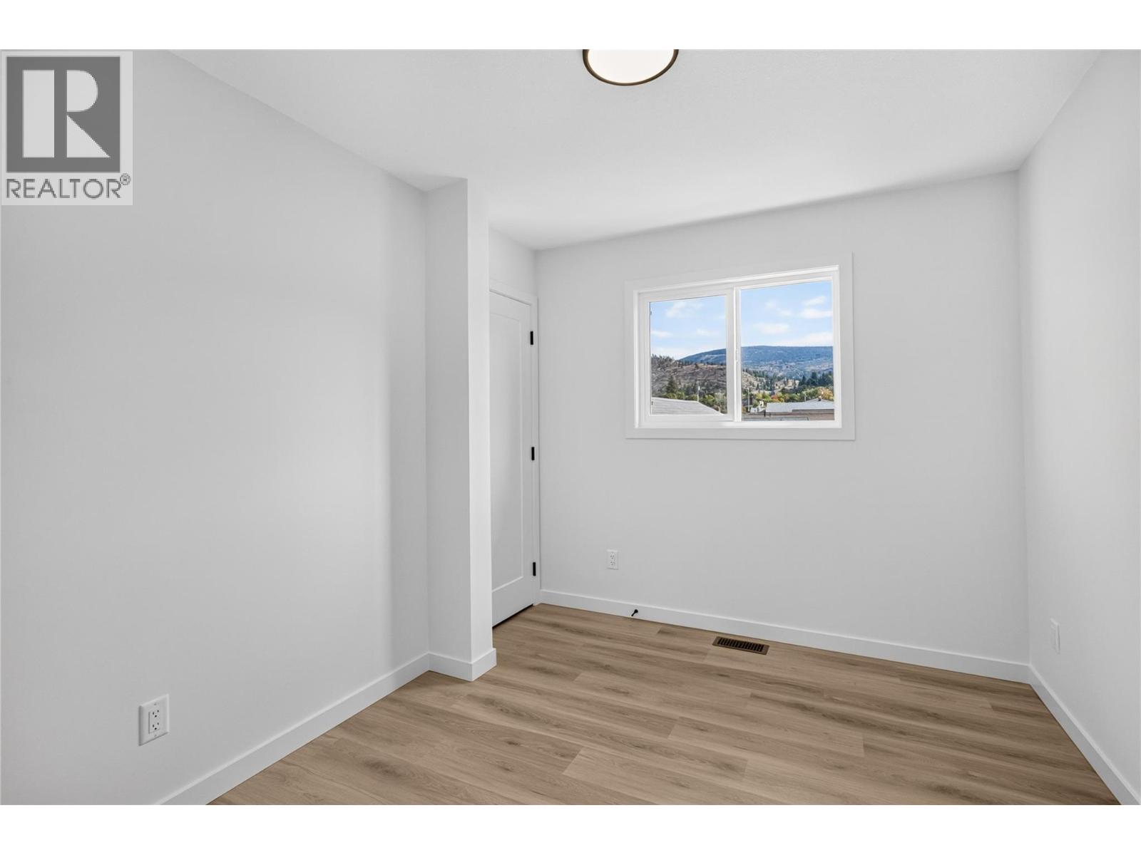 424 Bennett Avenue Unit# 103, Penticton, British Columbia  V2A 2P6 - Photo 9 - 10400591