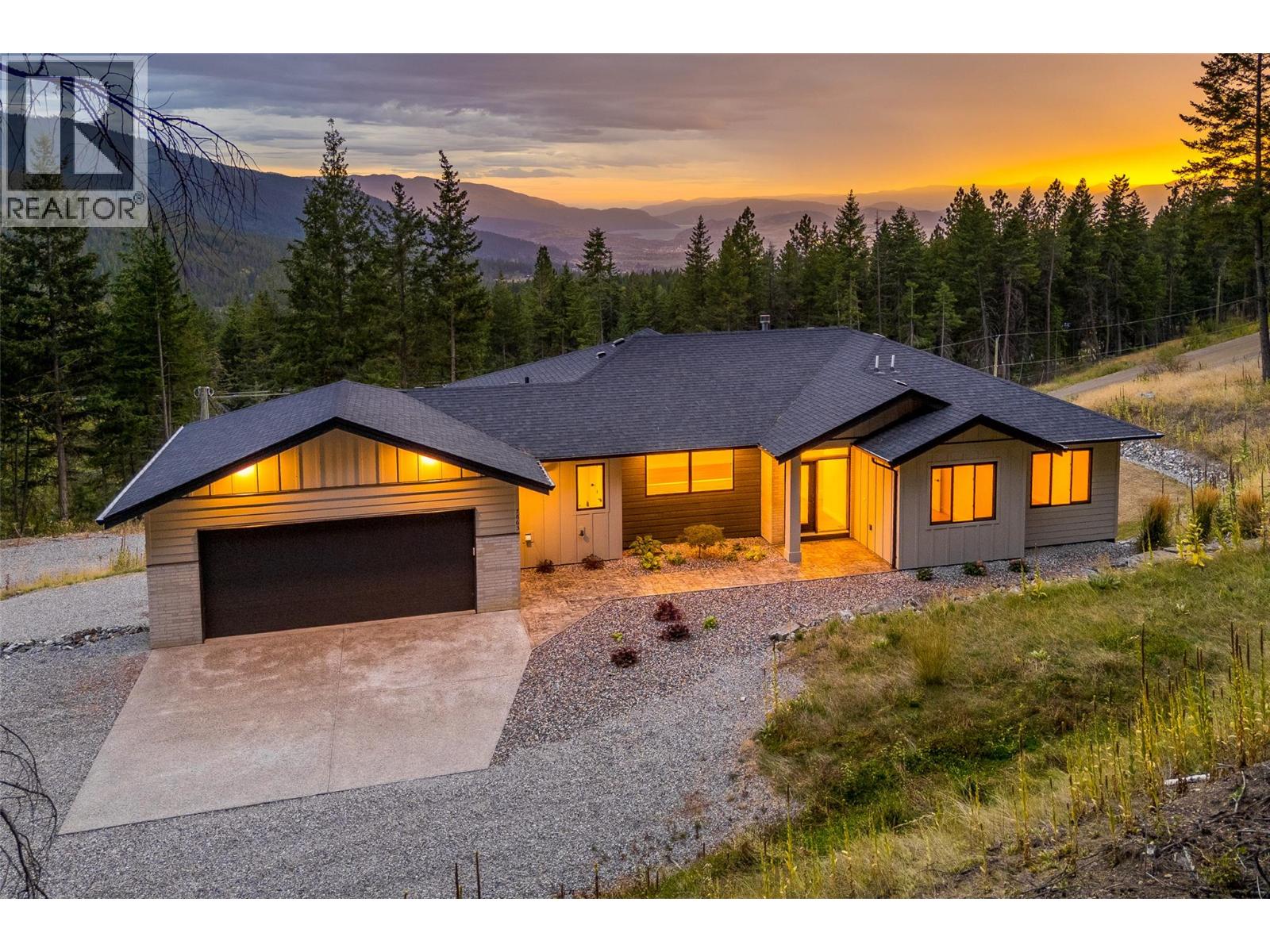 7863 Boulter Road, Vernon, British Columbia  V1B 3N2 - Photo 1 - 10400532