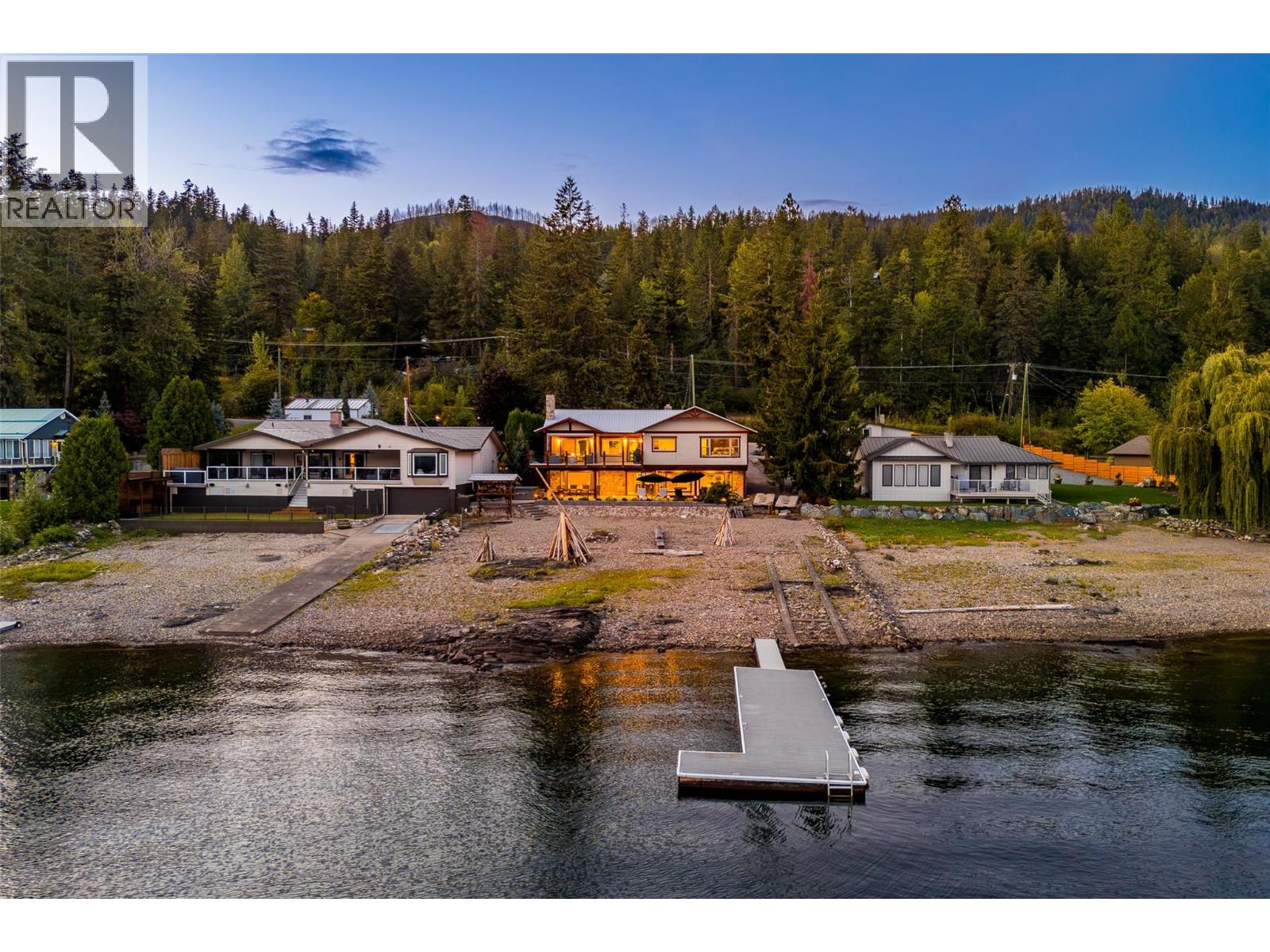 2968 Mabry Road, Lee Creek, British Columbia  V0E 1M4 - Photo 6 - 10400391