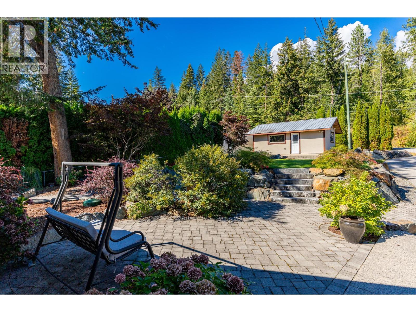 2968 Mabry Road, Lee Creek, British Columbia  V0E 1M4 - Photo 64 - 10400391
