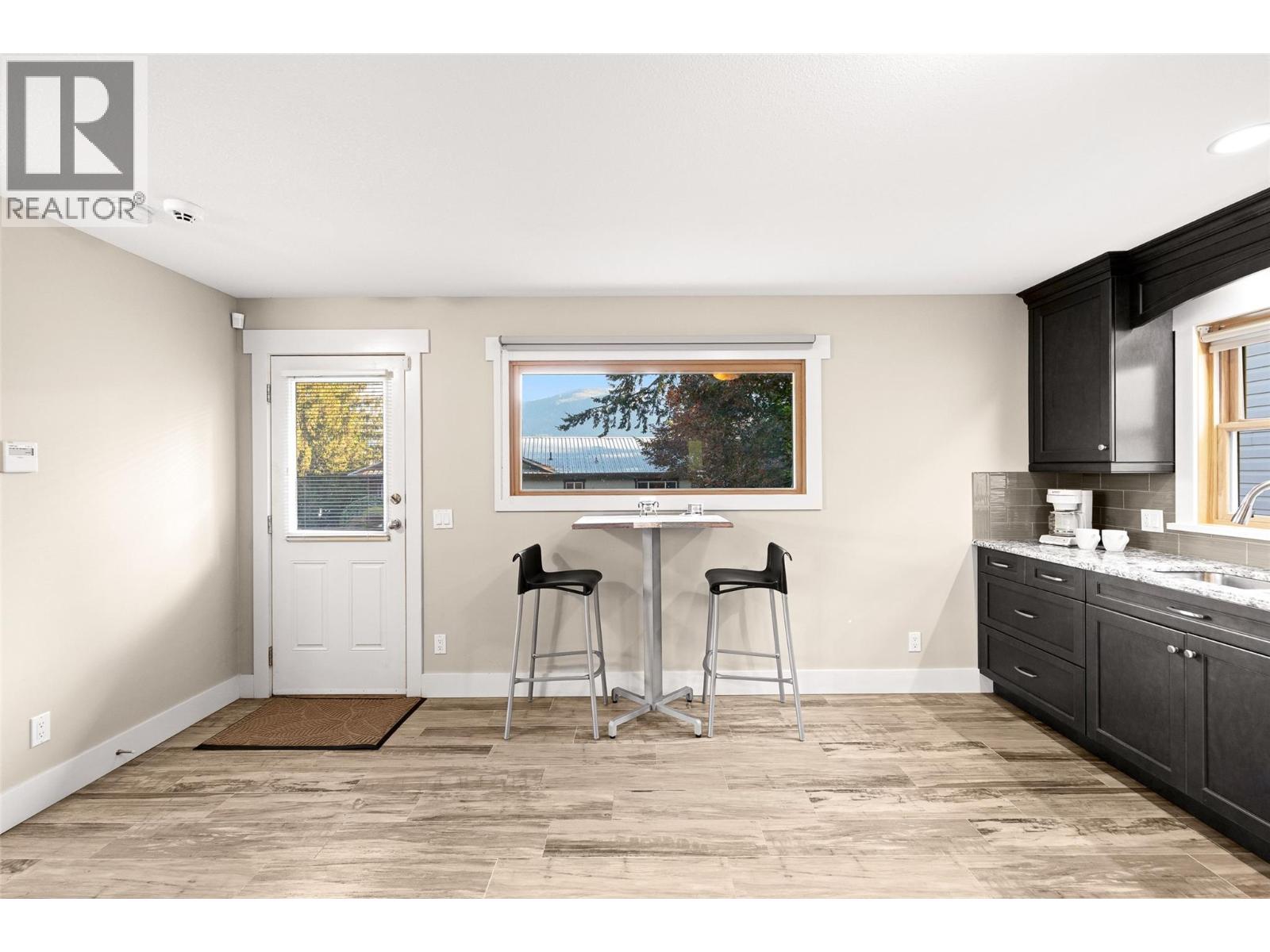 2968 Mabry Road, Lee Creek, British Columbia  V0E 1M4 - Photo 67 - 10400391