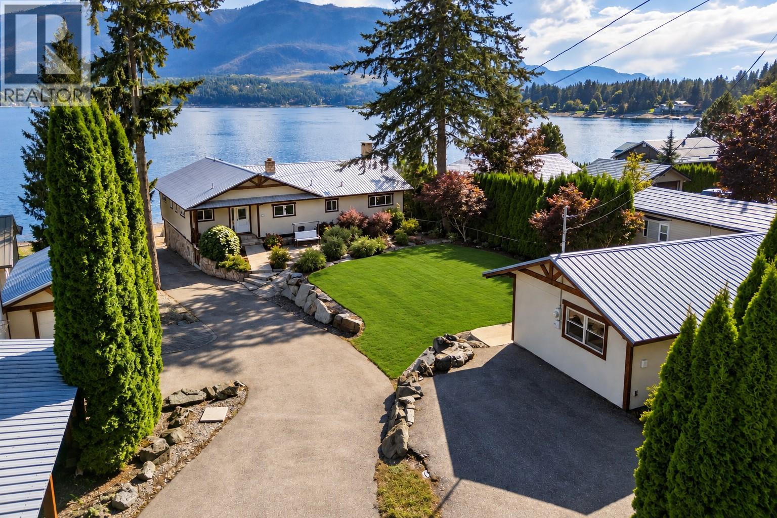 2968 Mabry Road, Lee Creek, British Columbia  V0E 1M4 - Photo 76 - 10400391