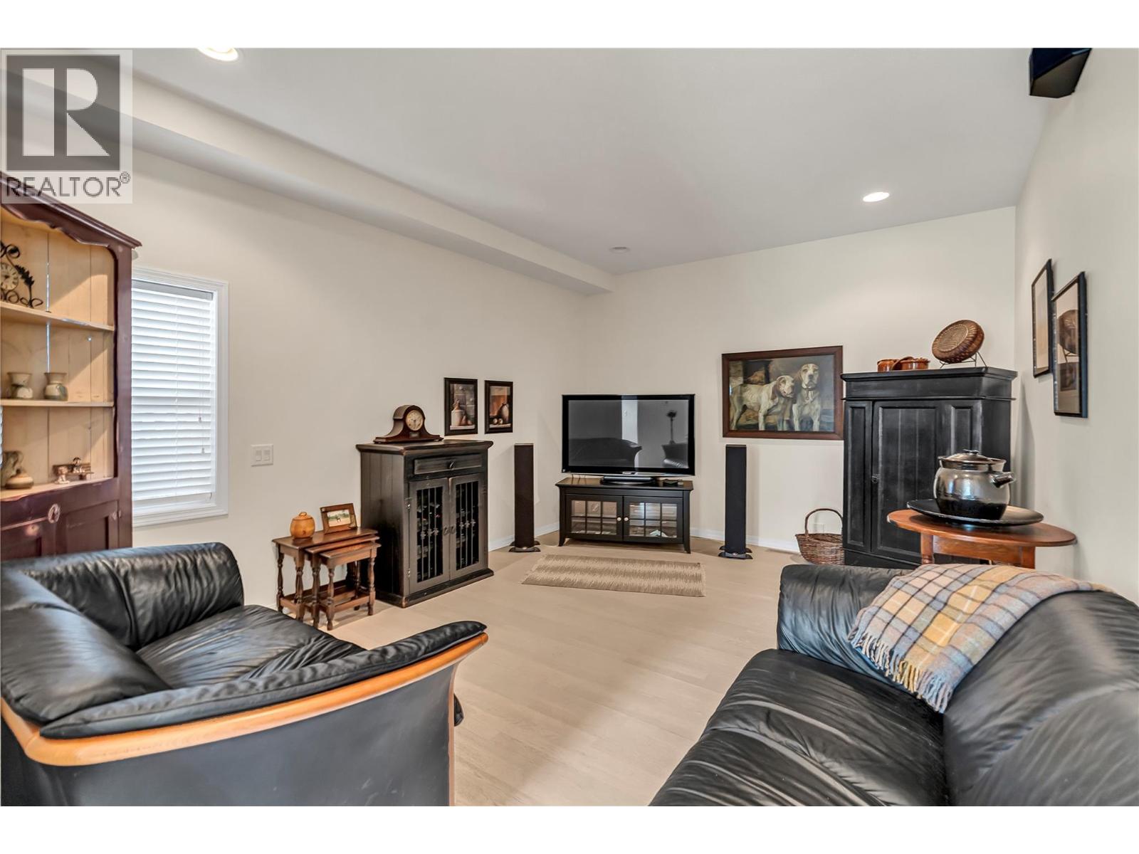 4597 Lakeside Road, Penticton, British Columbia  V2A 8W4 - Photo 22 - 10400778