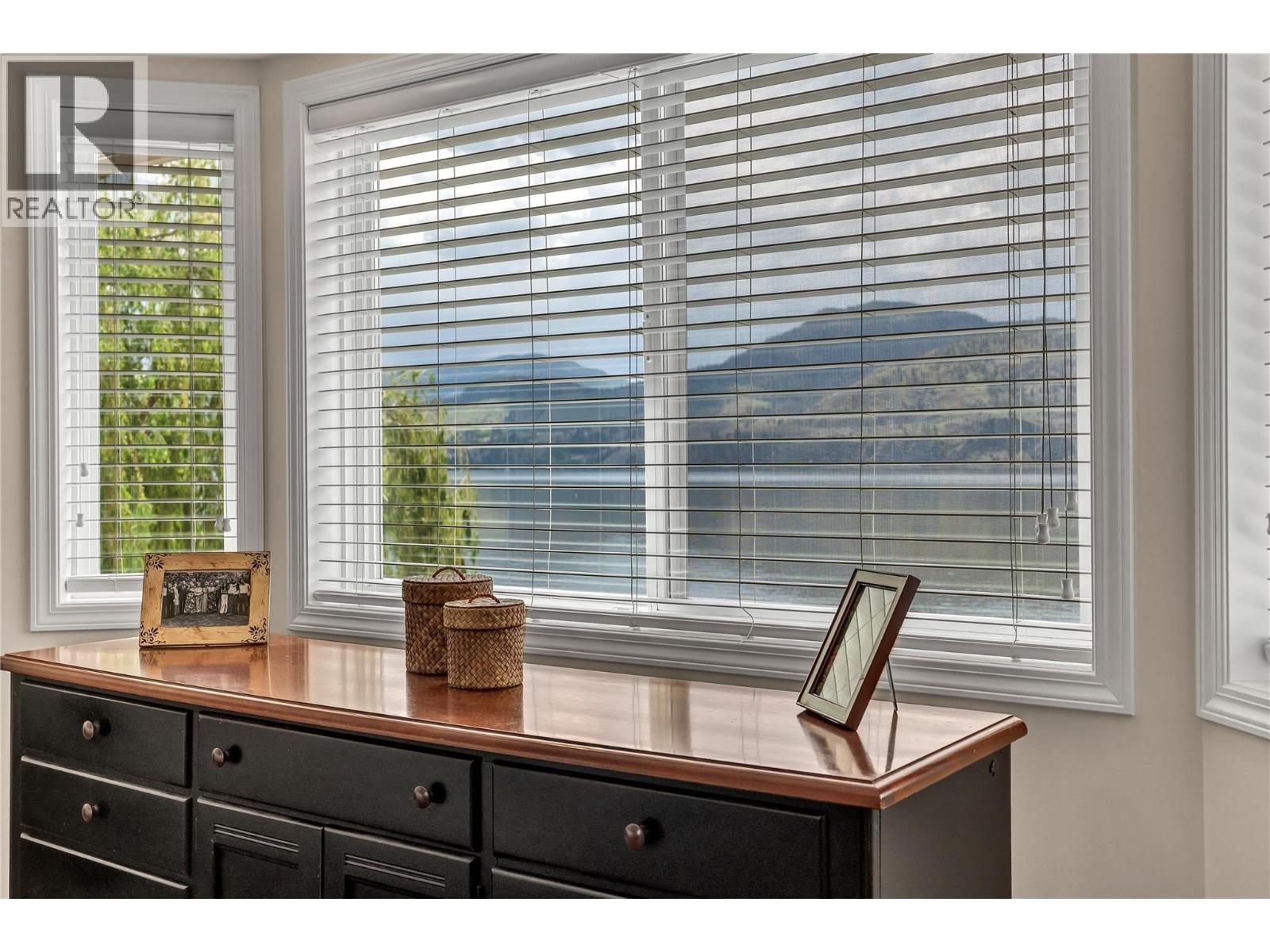 4597 Lakeside Road, Penticton, British Columbia  V2A 8W4 - Photo 34 - 10400778