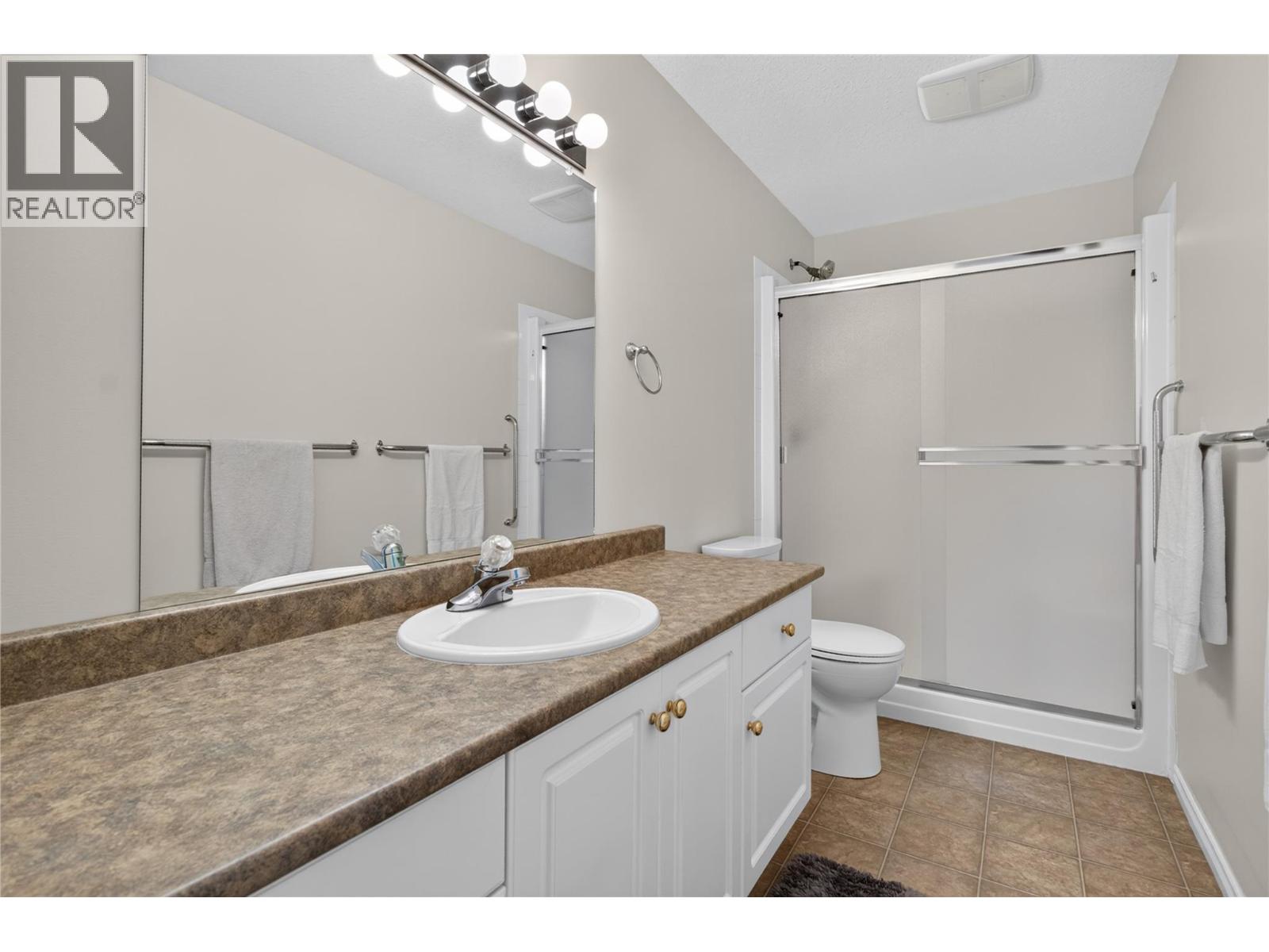 2285 Atkinson Street Unit# 506, Penticton, British Columbia  V2A 8R7 - Photo 11 - 10400321