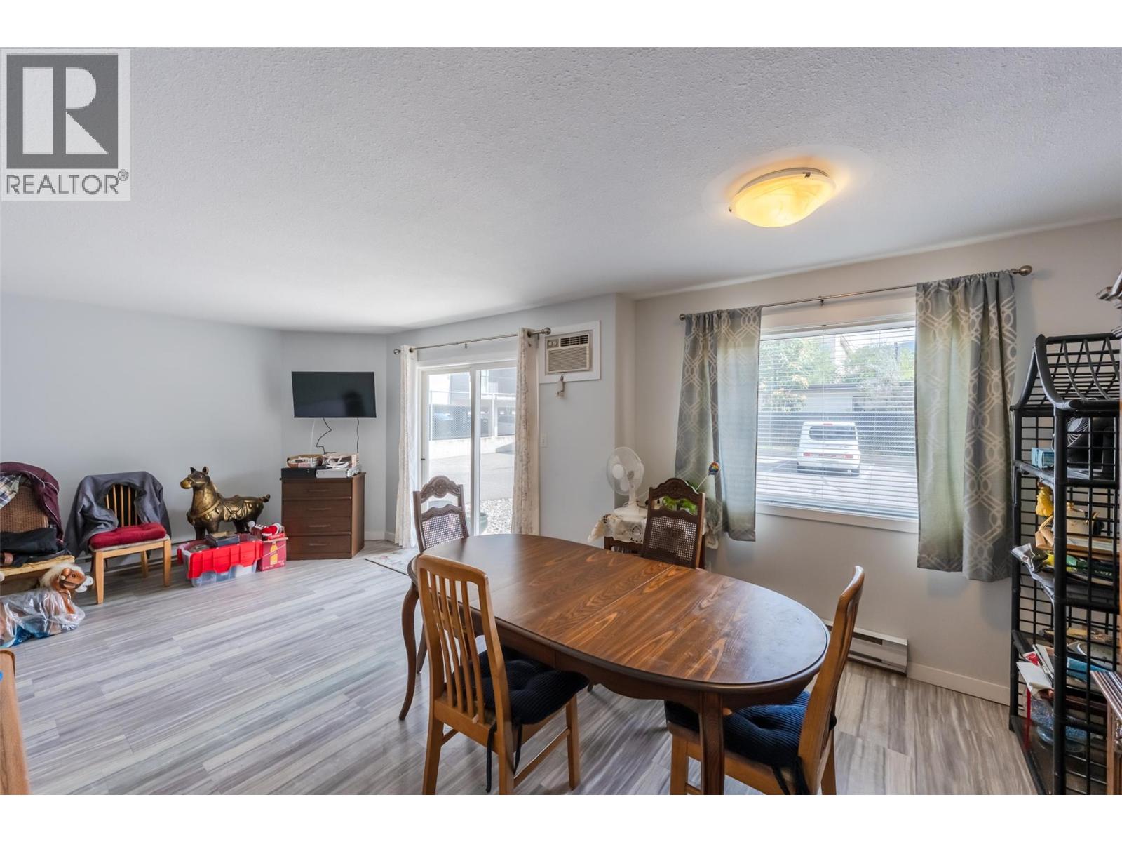 872 Fairview Road Unit# 103, Penticton, British Columbia  V2A 5Y8 - Photo 8 - 10400850