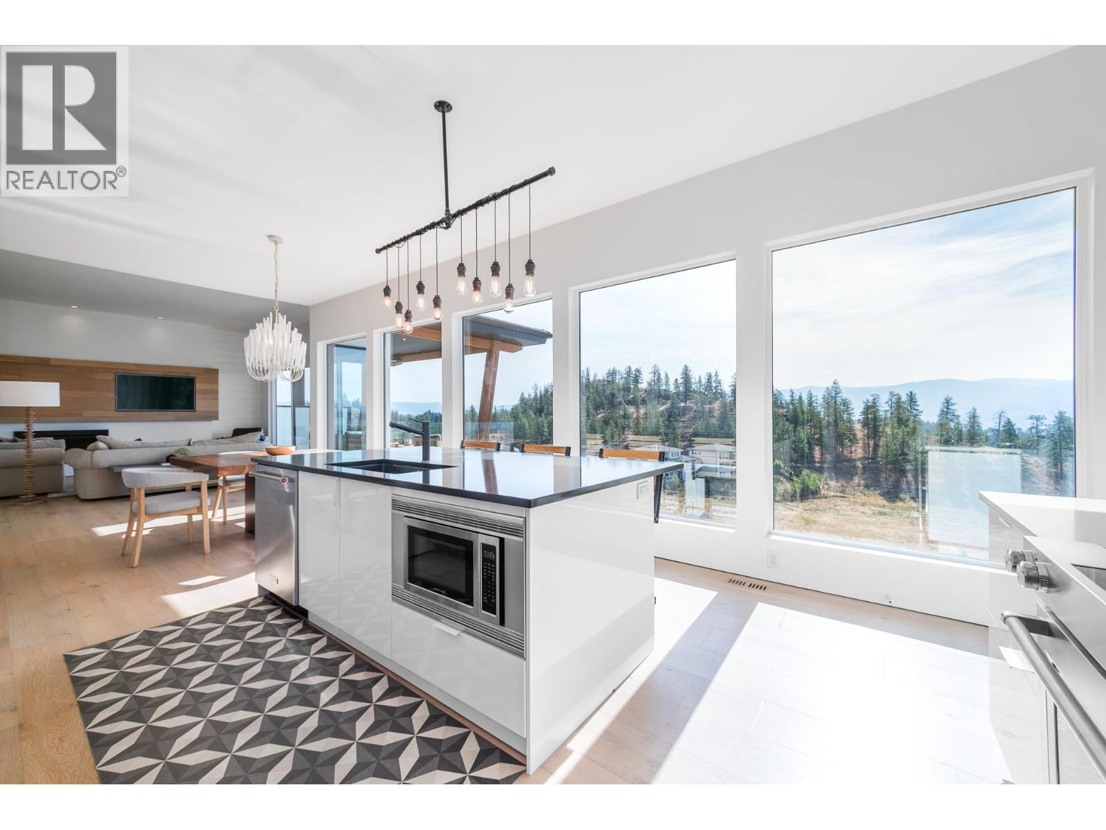 2559 Crown Crest Drive, West Kelowna, British Columbia  V4T 3M6 - Photo 12 - 10400783