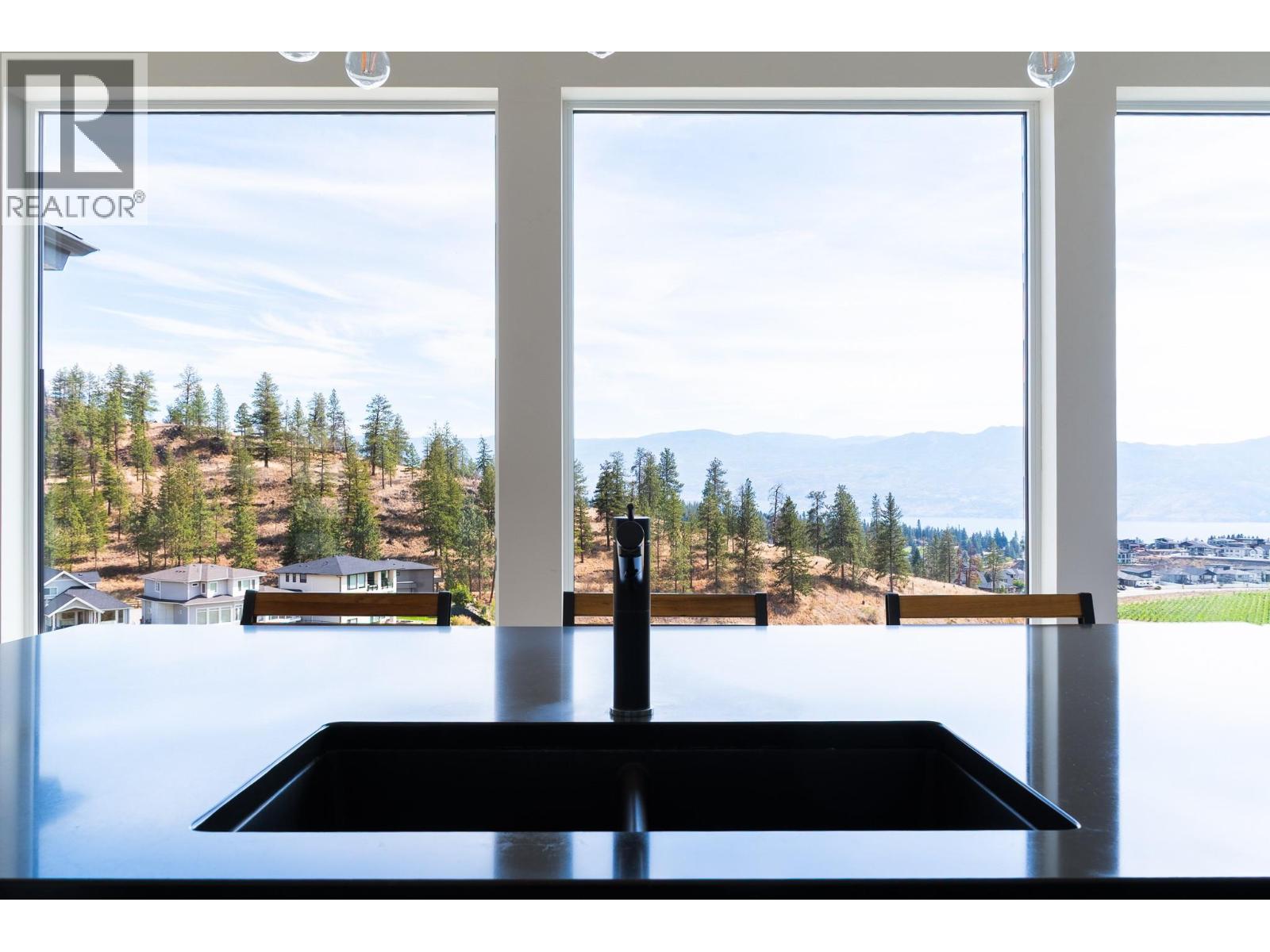 2559 Crown Crest Drive, West Kelowna, British Columbia  V4T 3M6 - Photo 13 - 10400783