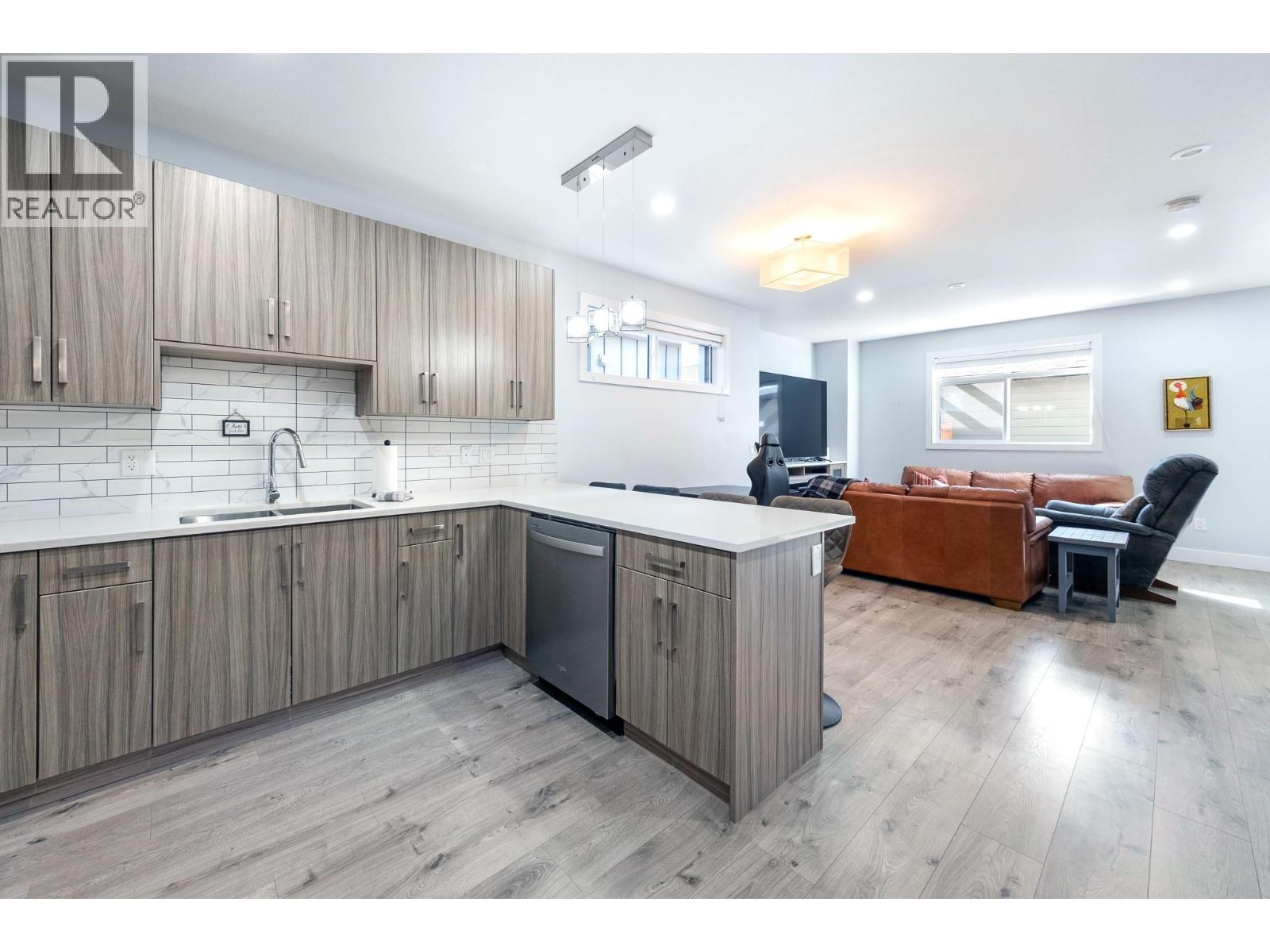 825 Cadder Avenue Unit# 4, Kelowna, British Columbia  V1Y 5N7 - Photo 12 - 10400405