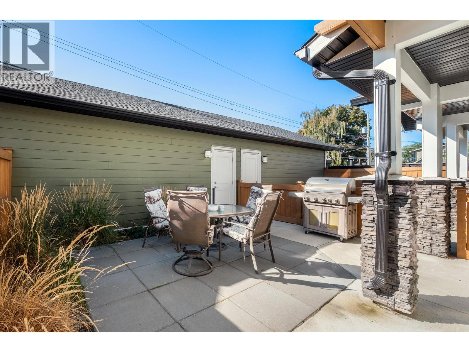 825 Cadder Avenue Unit# 4, Kelowna, British Columbia  V1Y 5N7 - Photo 3 - 10400405