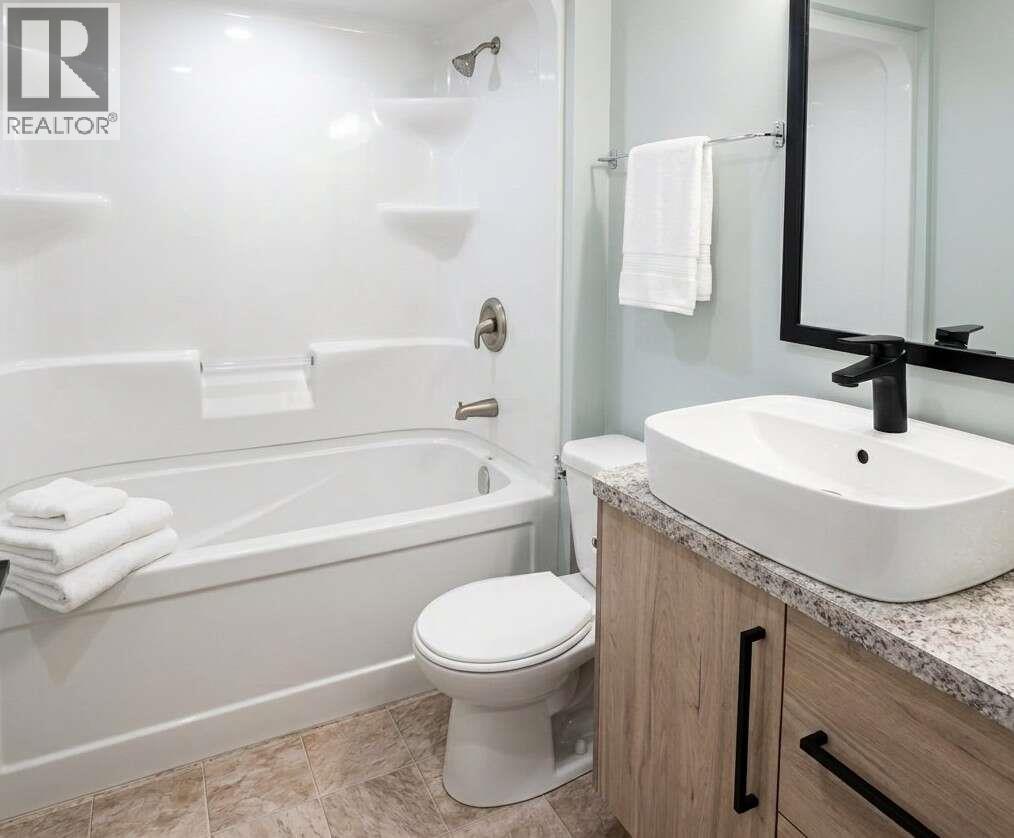 107 Prince Avenue, Castlegar, British Columbia  V1N 1C7 - Photo 28 - 10400862