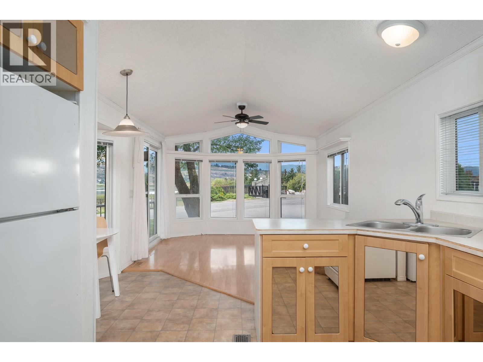 8000 Highland Road Unit# 98, Vernon, British Columbia  V1B 3W5 - Photo 10 - 10400563