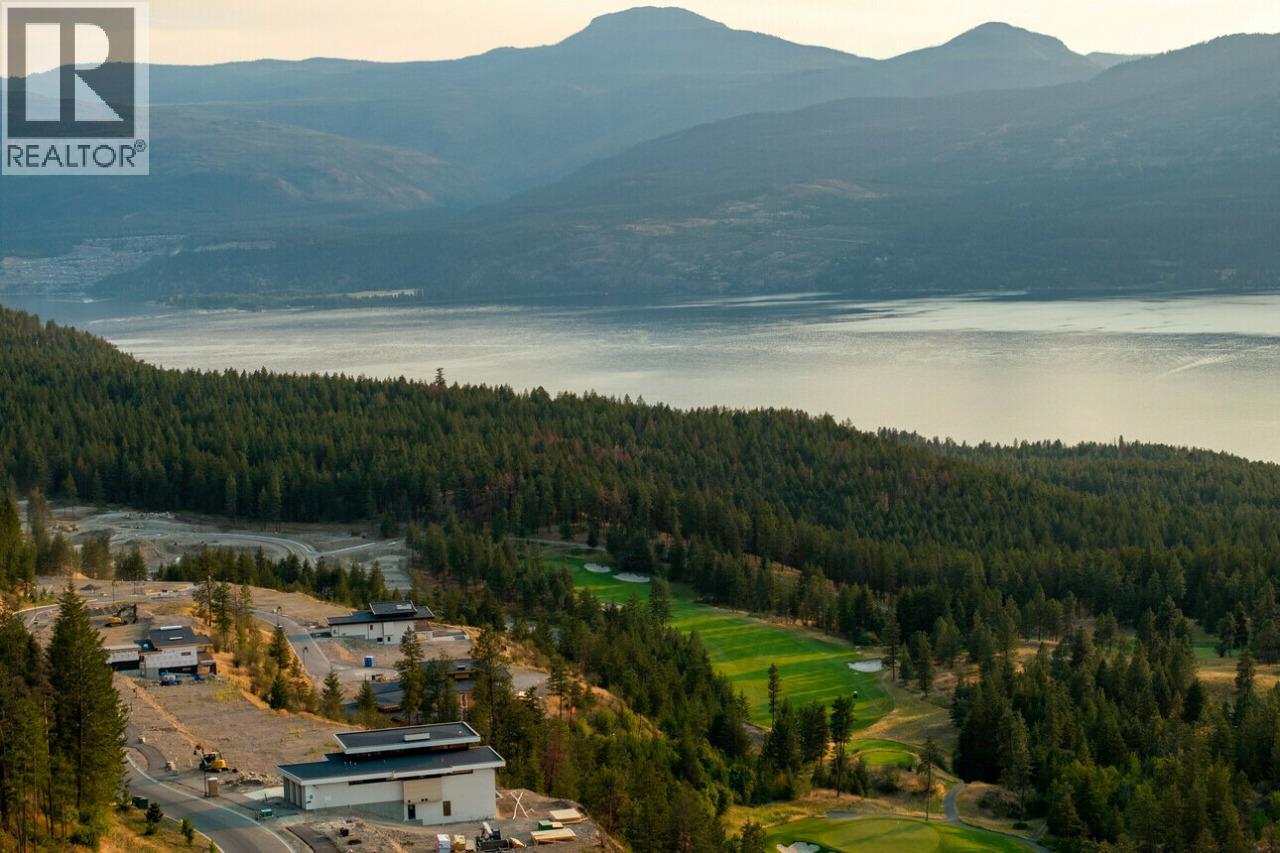 718 Outlook Point, Vernon, British Columbia  V1H 0B1 - Photo 4 - 10400839