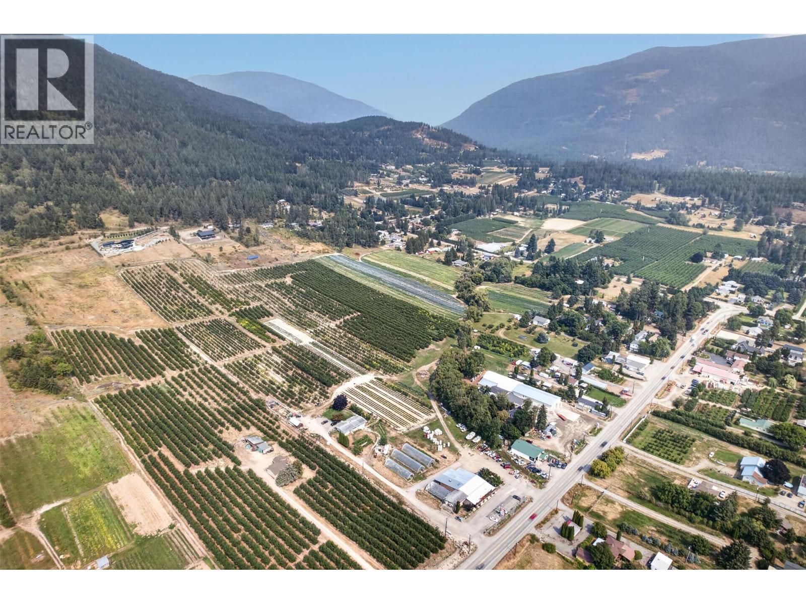 3016 Highway 3, Creston, British Columbia  V0B 1G1 - Photo 23 - 10400785