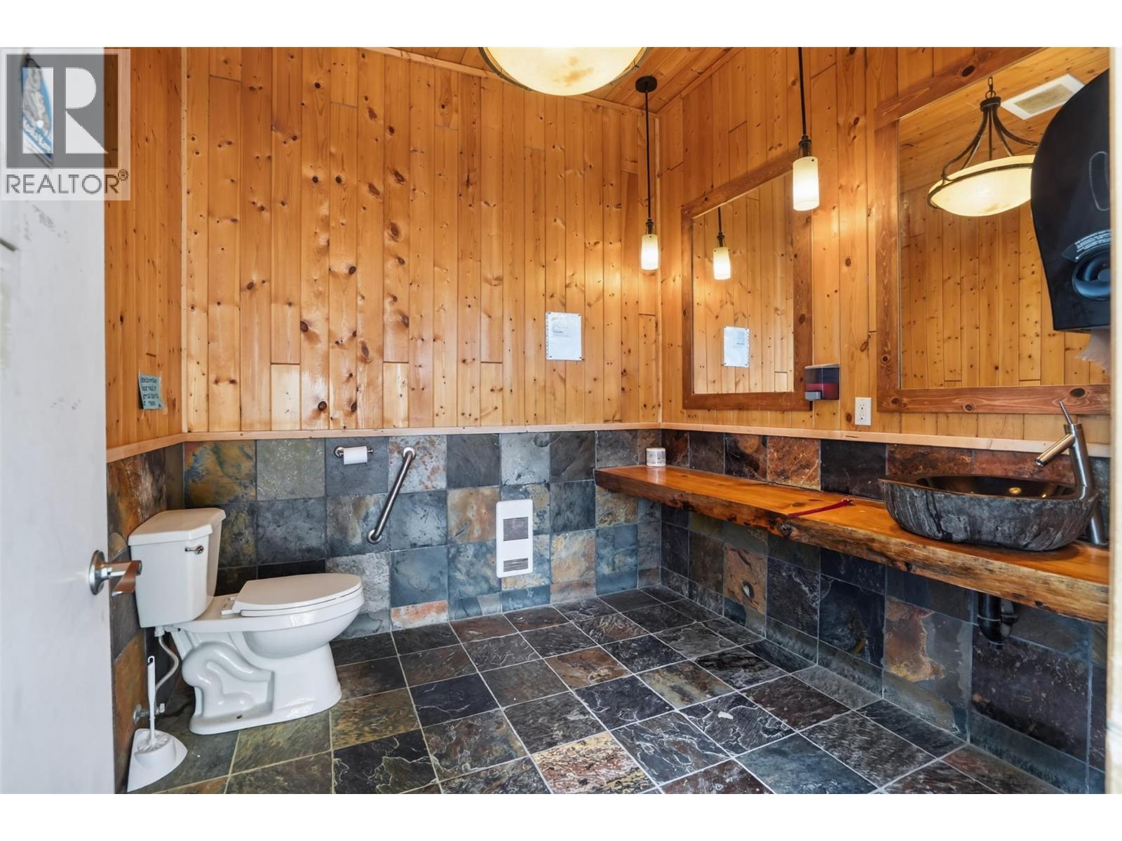 3016 Highway 3, Creston, British Columbia  V0B 1G1 - Photo 61 - 10400785
