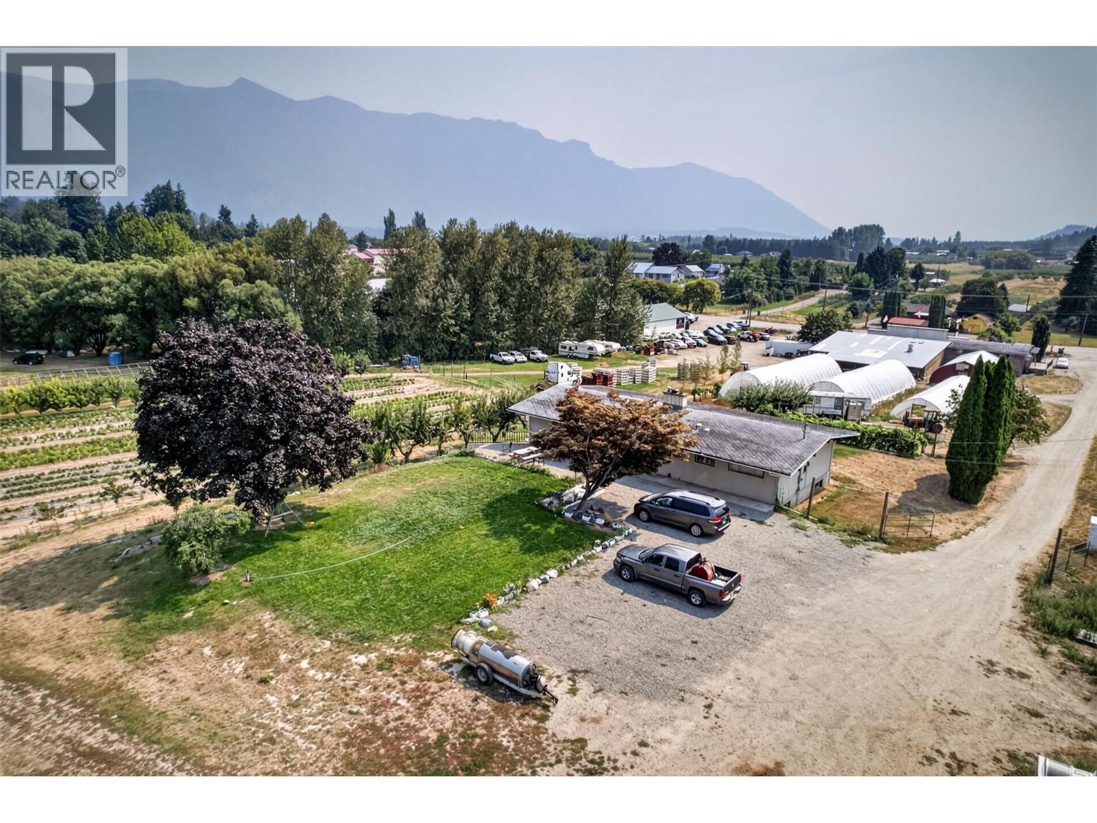 3016 Highway 3, Creston, British Columbia  V0B 1G1 - Photo 65 - 10400785