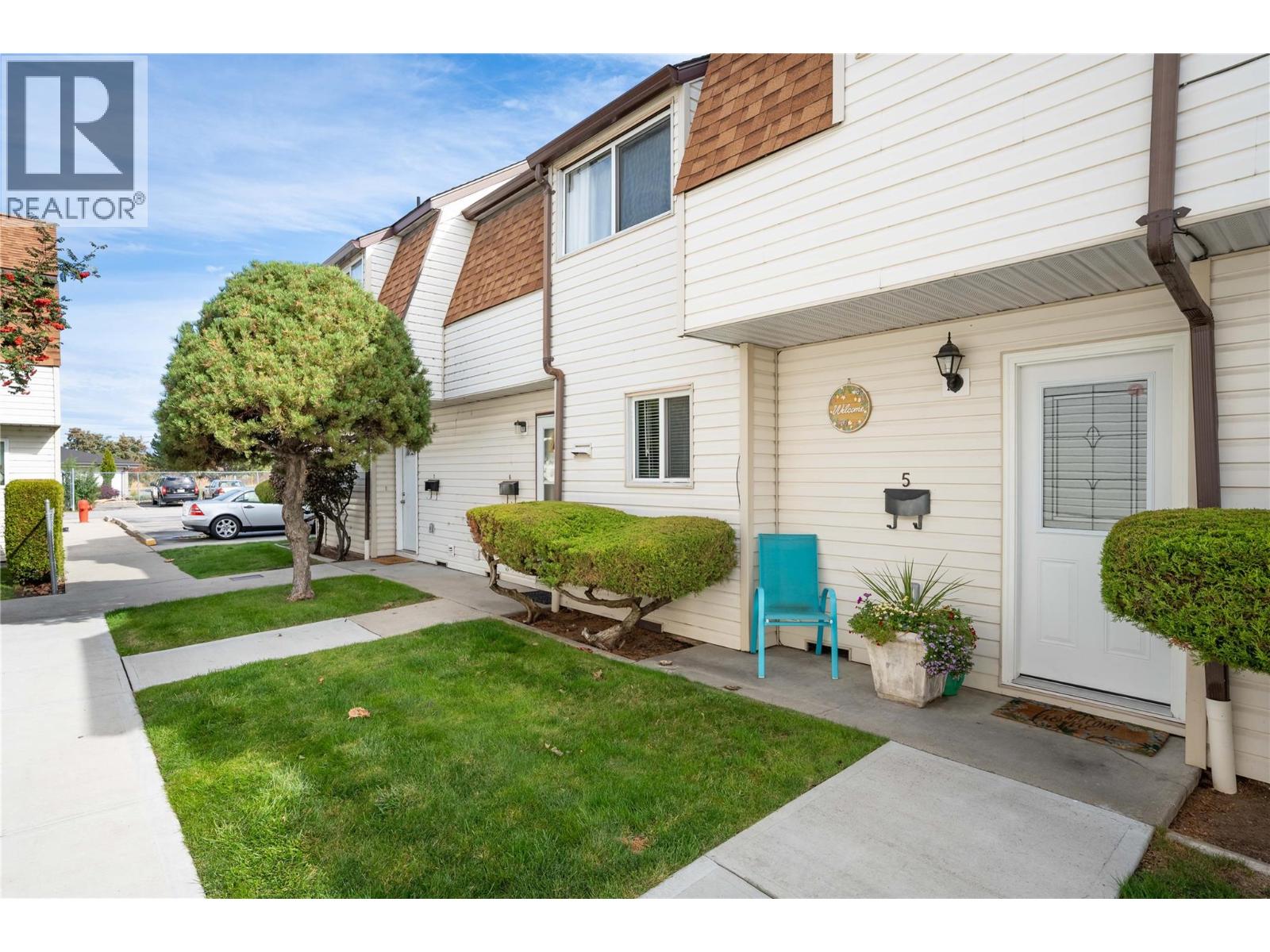 2250 Baskin Street Unit# 5, Penticton, British Columbia  V2A 6Y3 - Photo 1 - 10400856