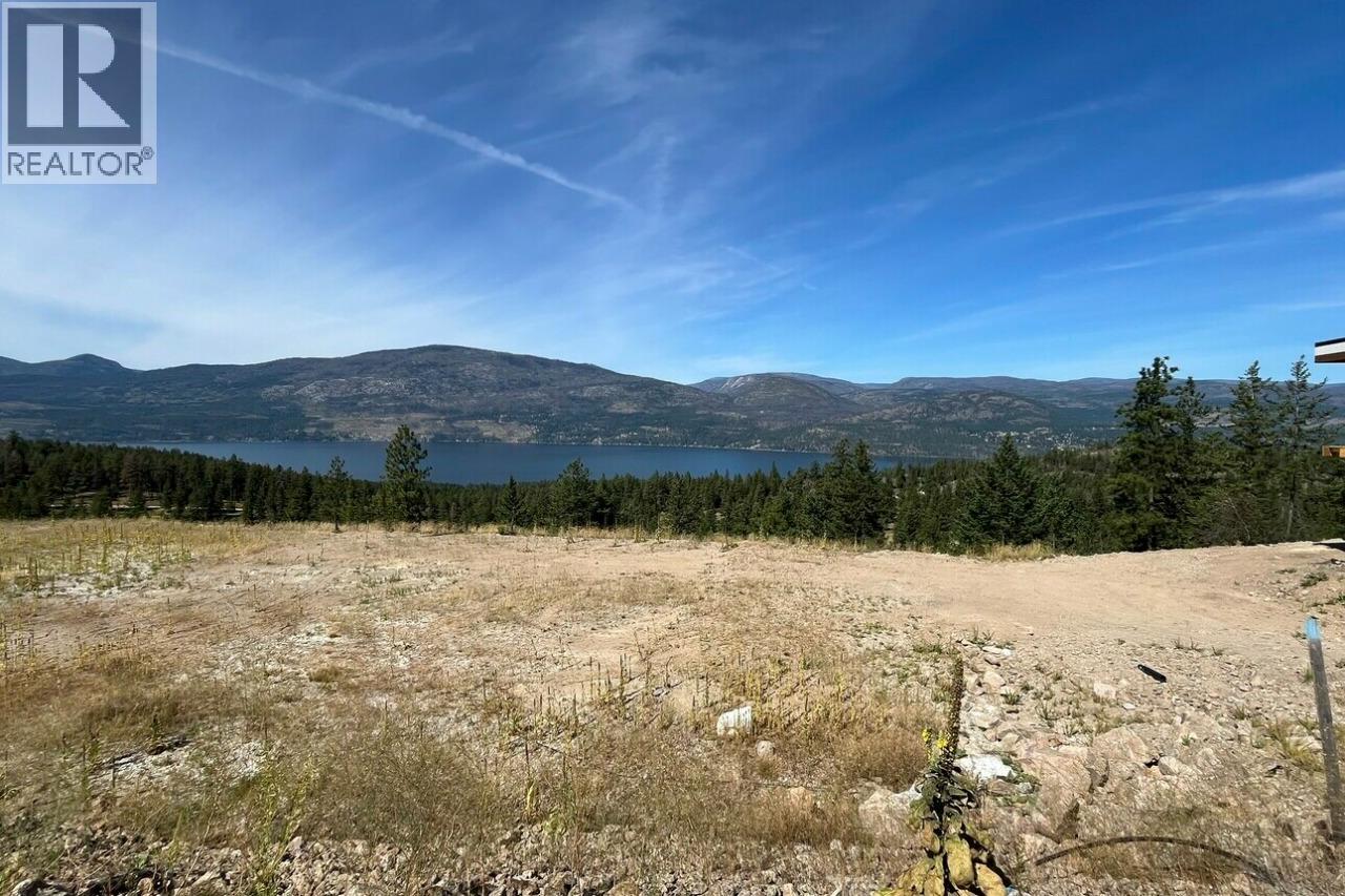 726 Outlook Point, Vernon, British Columbia  V1H 0B1 - Photo 1 - 10400895