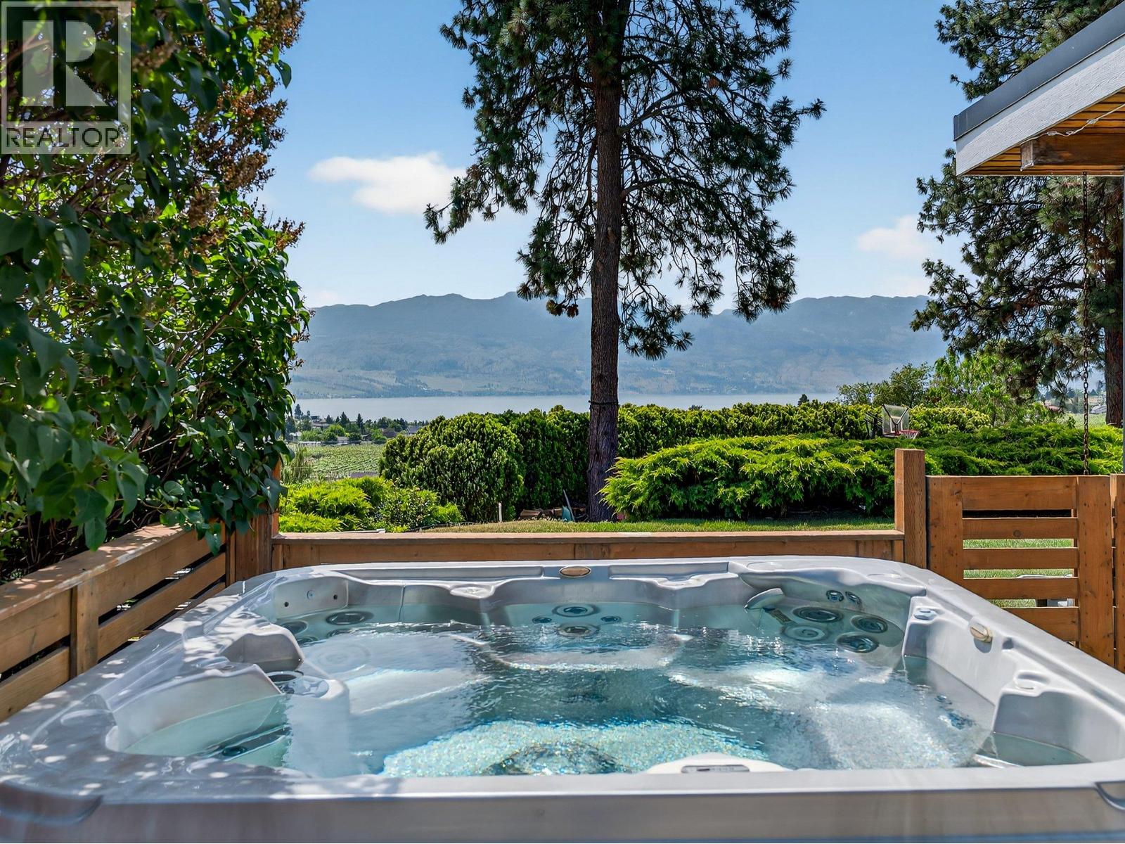 2715 Boucherie Road, West Kelowna, British Columbia  V1Z 2G3 - Photo 38 - 10400834