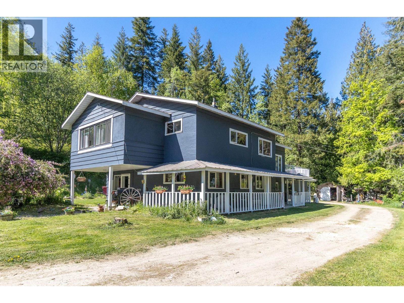 3591 65 Avenue Nw, Salmon Arm, British Columbia  V1E 3A2 - Photo 1 - 10400735