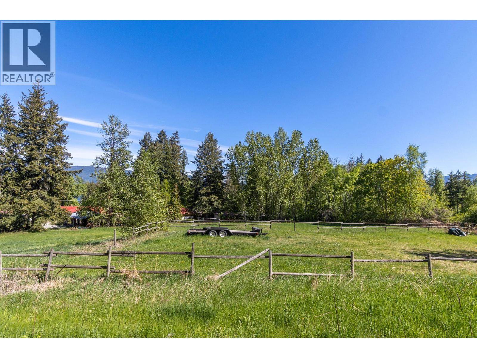 3591 65 Avenue Nw, Salmon Arm, British Columbia  V1E 3A2 - Photo 30 - 10400735