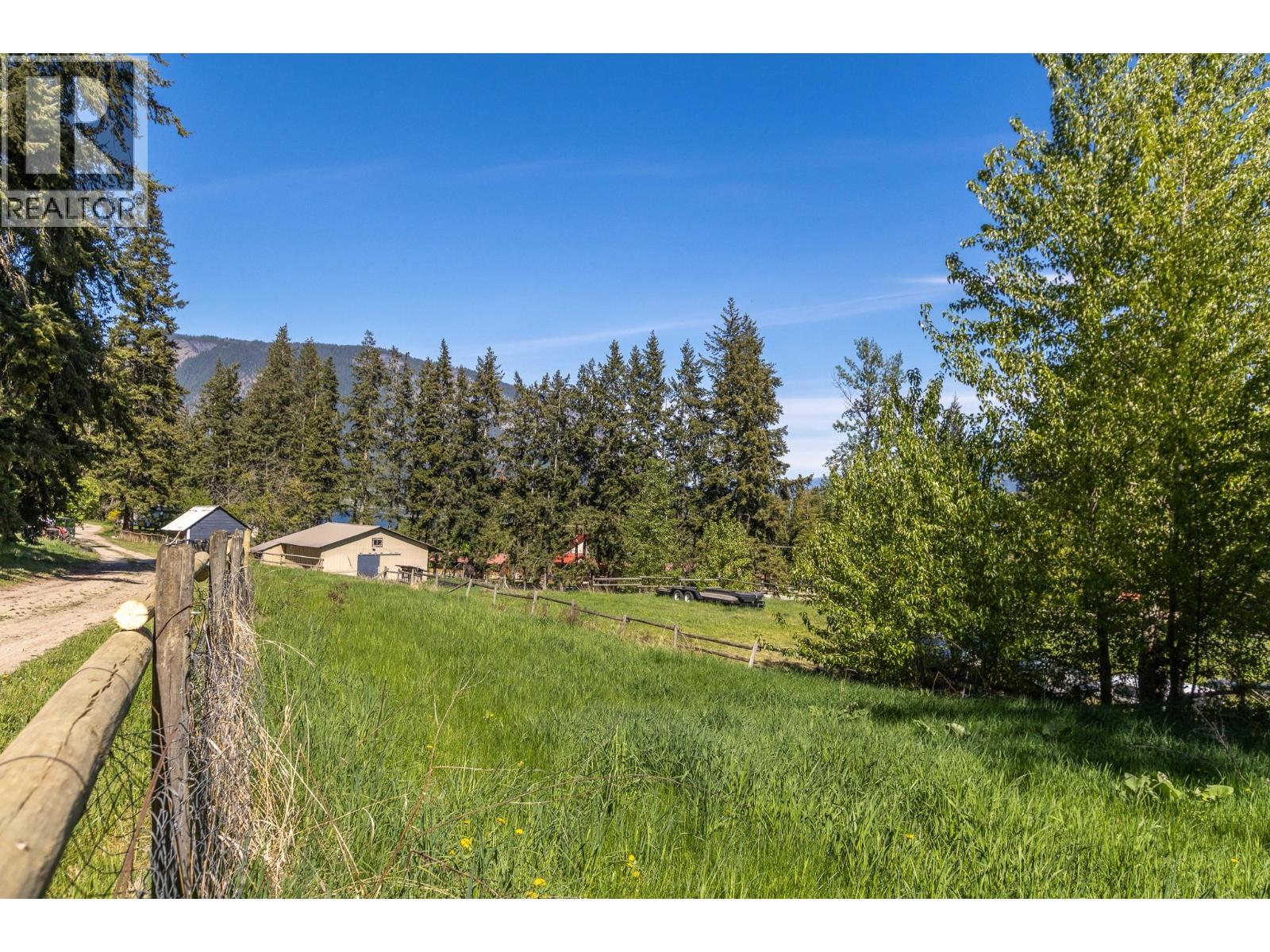 3591 65 Avenue Nw, Salmon Arm, British Columbia  V1E 3A2 - Photo 35 - 10400735