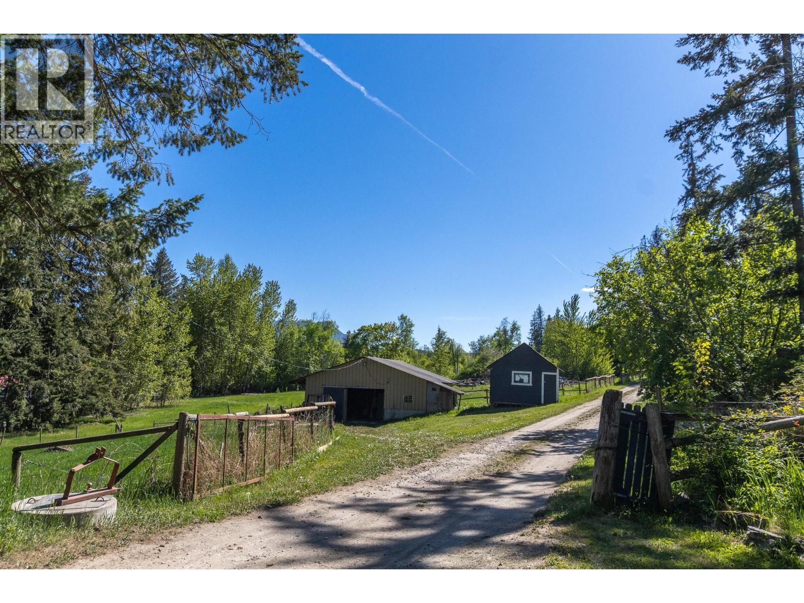 3591 65 Avenue Nw, Salmon Arm, British Columbia  V1E 3A2 - Photo 41 - 10400735