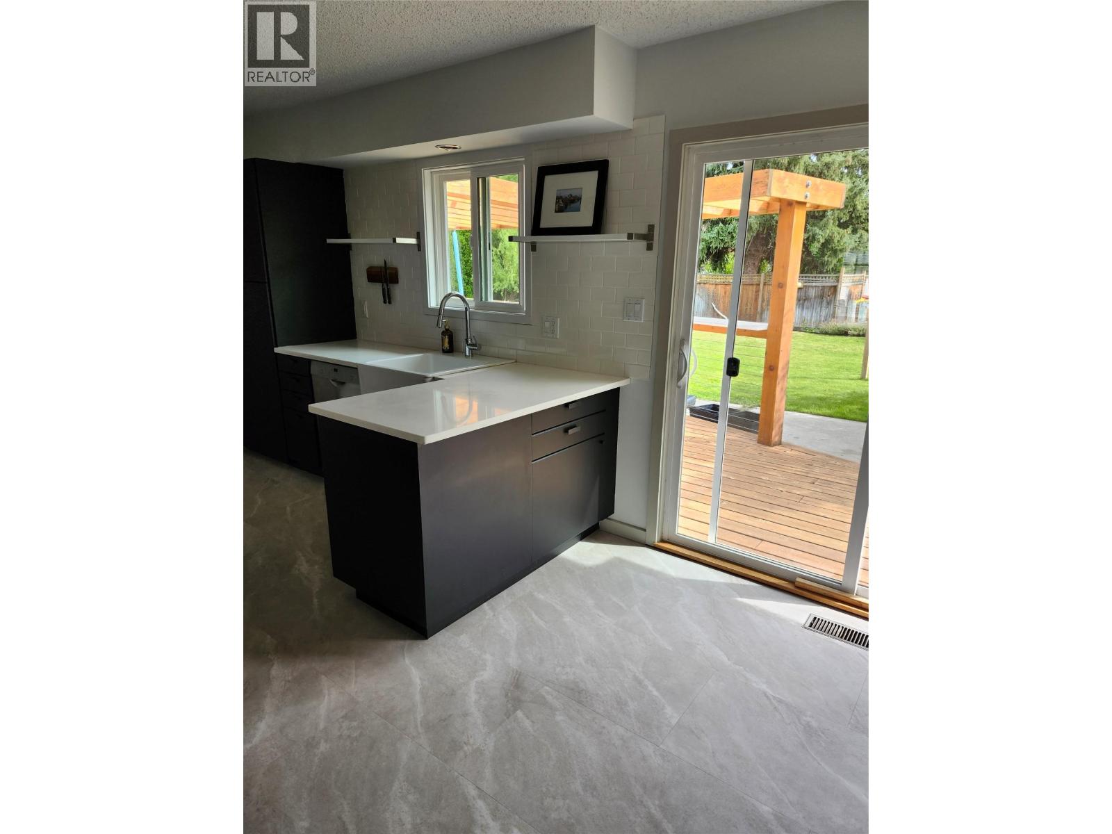 12261 Saunders Crescent, Summerland, British Columbia  V0H 1Z9 - Photo 1 - 10400715
