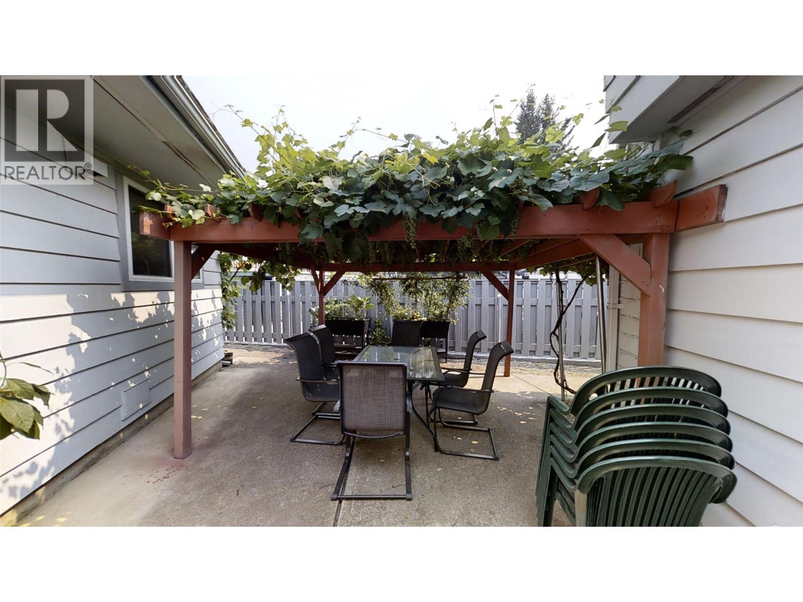 1705 Knollwood Crescent, Kamloops, British Columbia  V2C 4M3 - Photo 42 - 10400858
