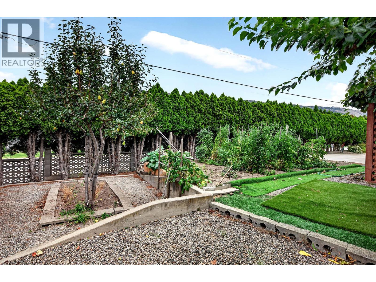 1705 Knollwood Crescent, Kamloops, British Columbia  V2C 4M3 - Photo 75 - 10400858