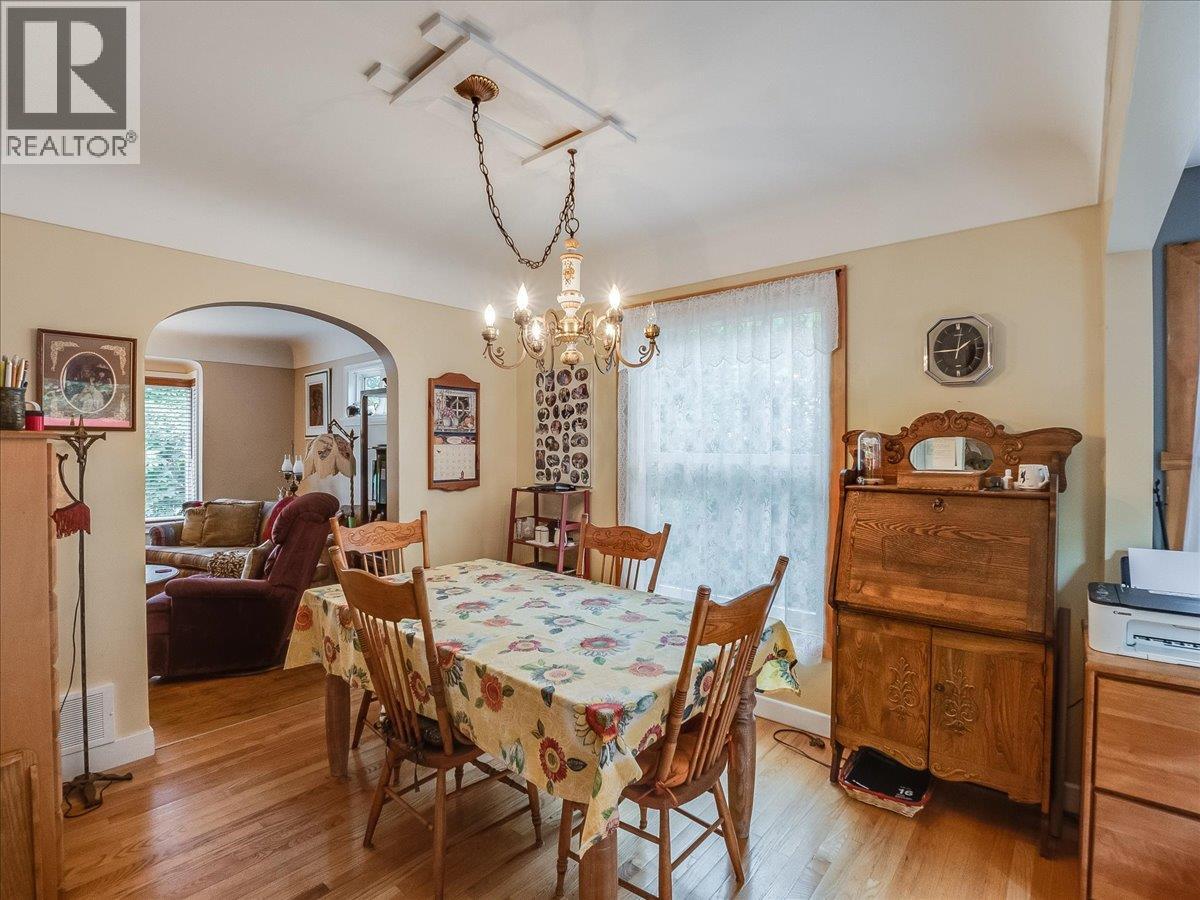 908 Fifth Street, Nelson, British Columbia  V1L 2X8 - Photo 20 - 10400852