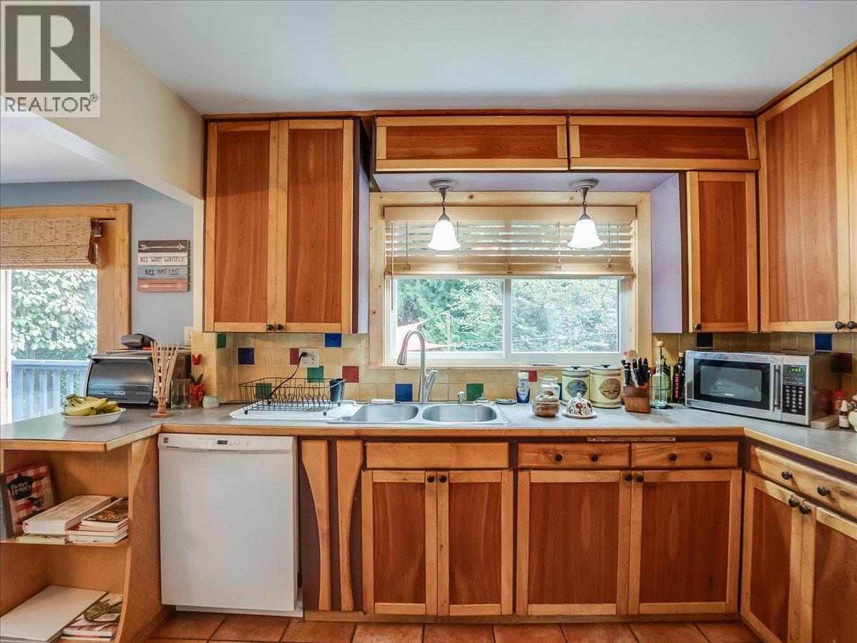 908 Fifth Street, Nelson, British Columbia  V1L 2X8 - Photo 25 - 10400852